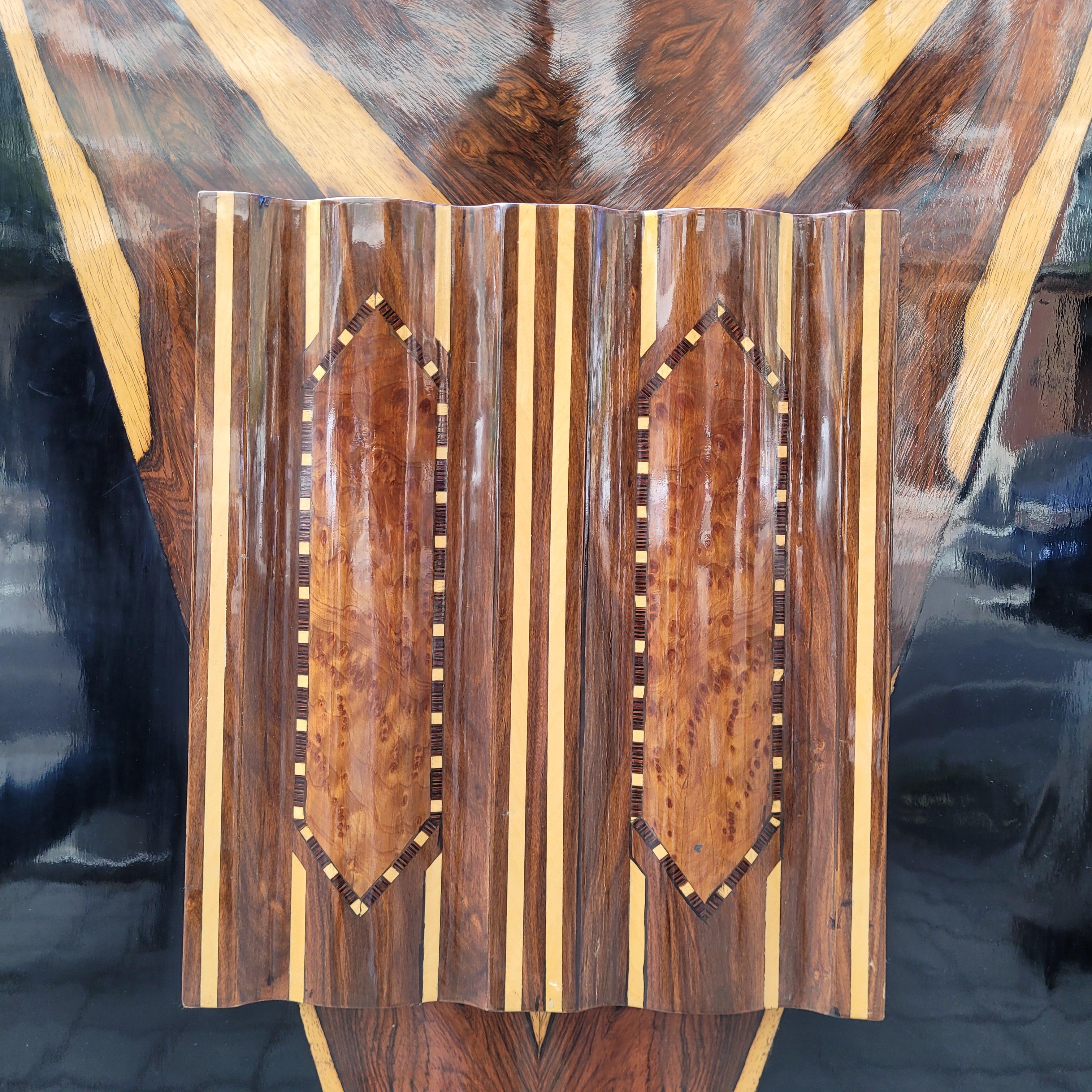 Metà XX secolo Mobile bar francese Art Déco, legno laccato e intarsi in legno esotico in vendita