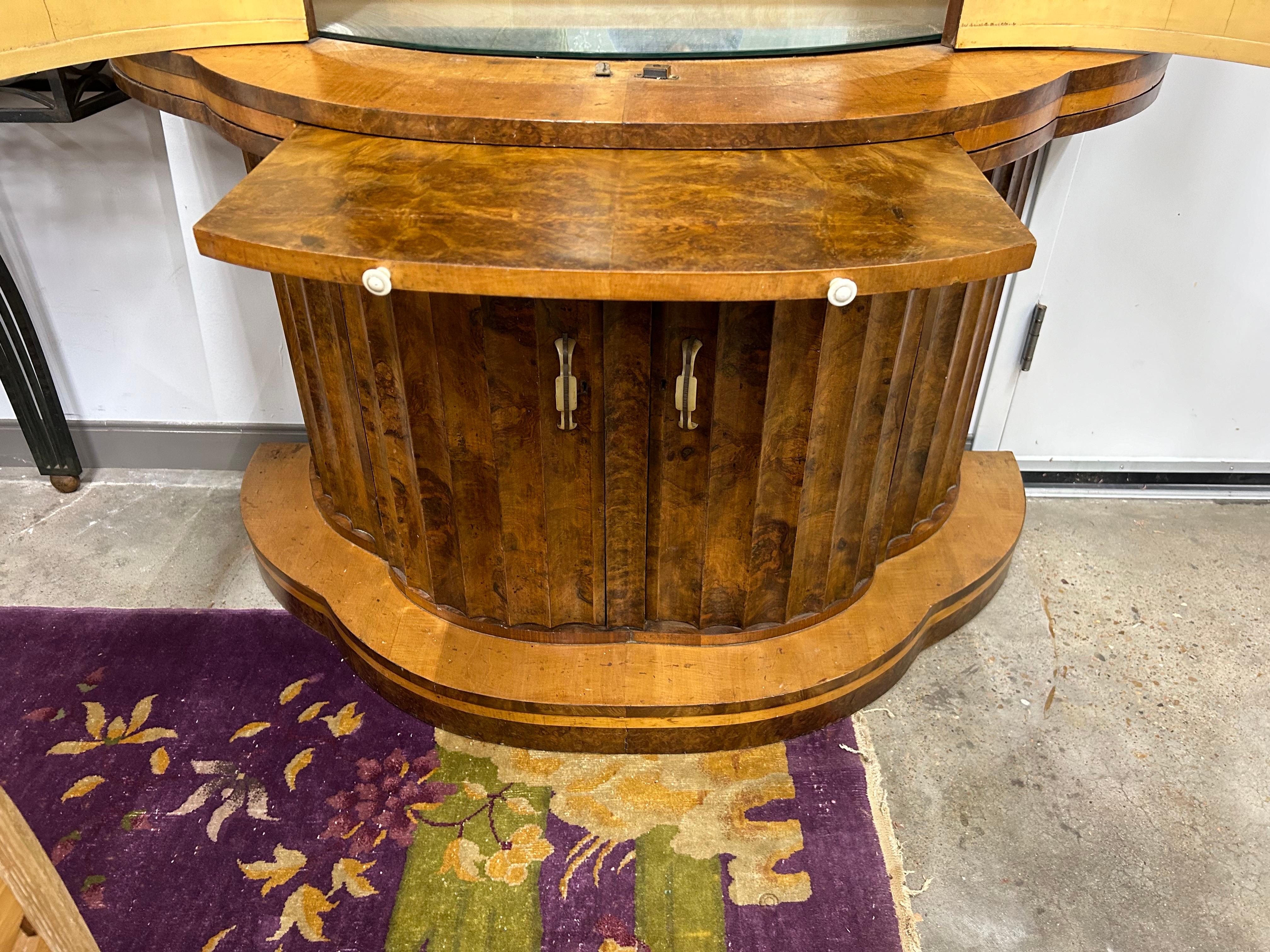 Italienische Art Deco Bar im Angebot 1