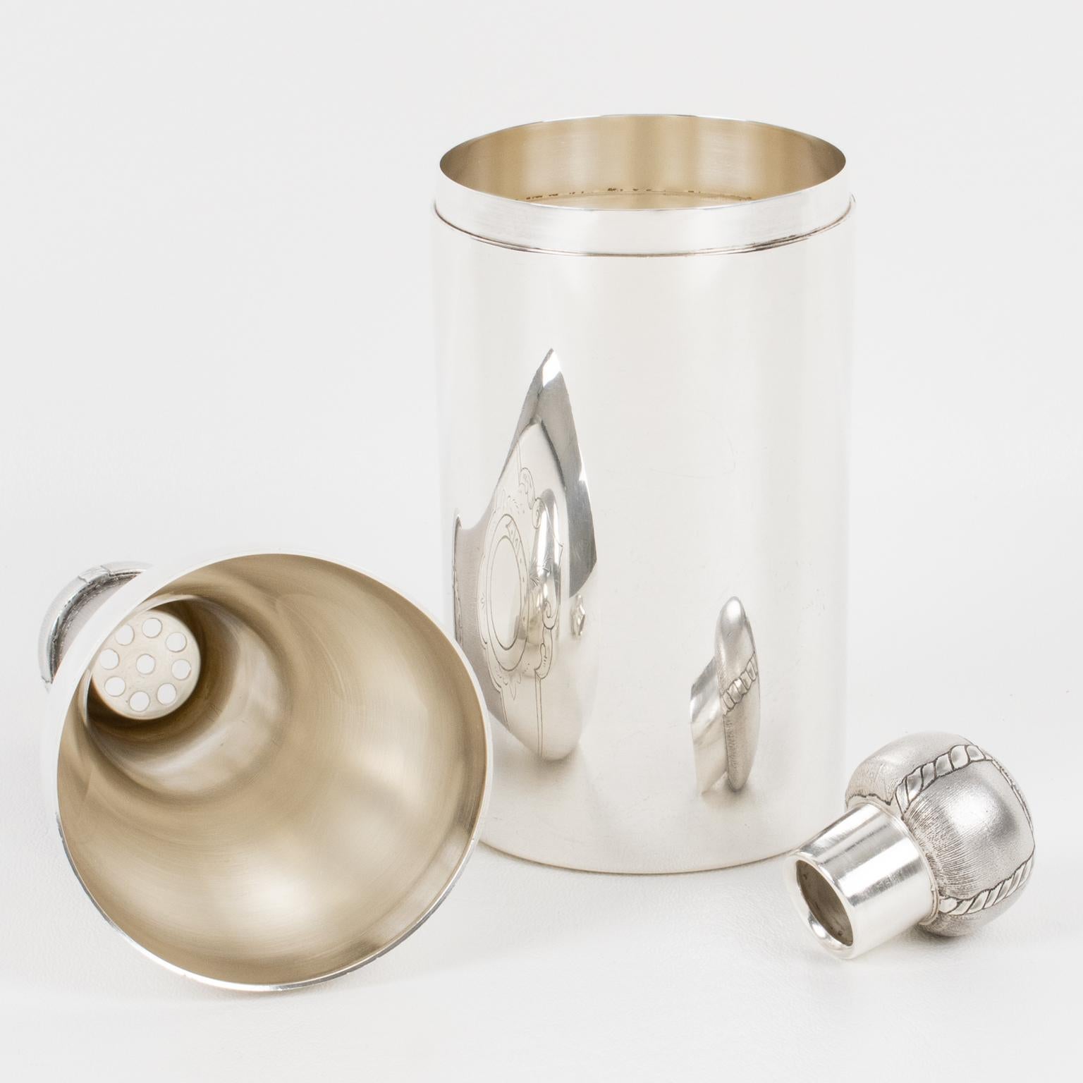 Français Barware Shaker à cocktail Martini en métal argenté, circa 1930 en vente
