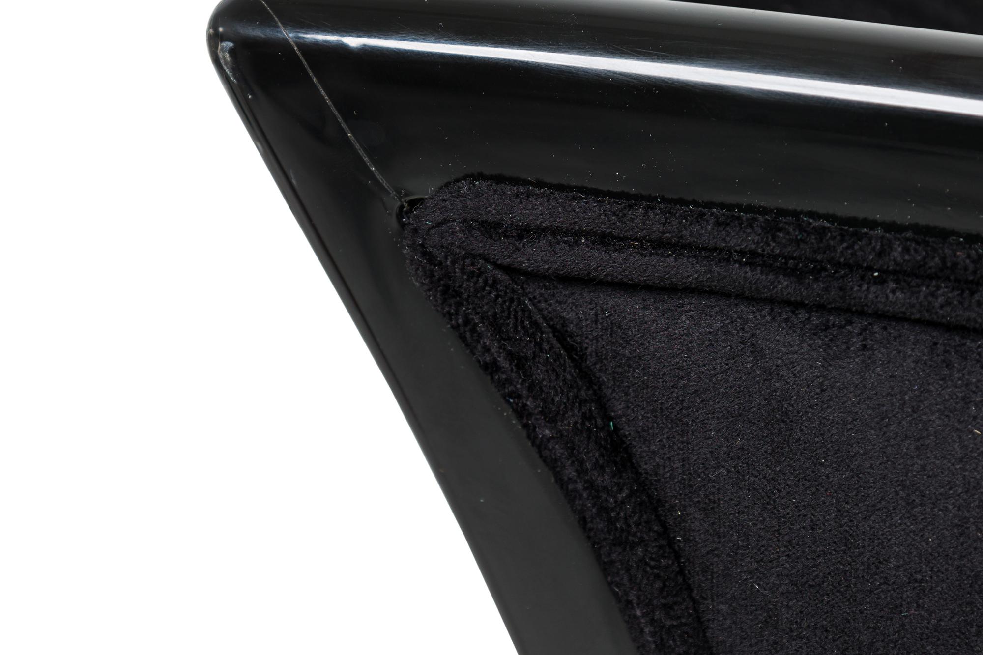 French Art Deco Black Lacquered and Black Upholstered Sleigh Recamier in vendita 4