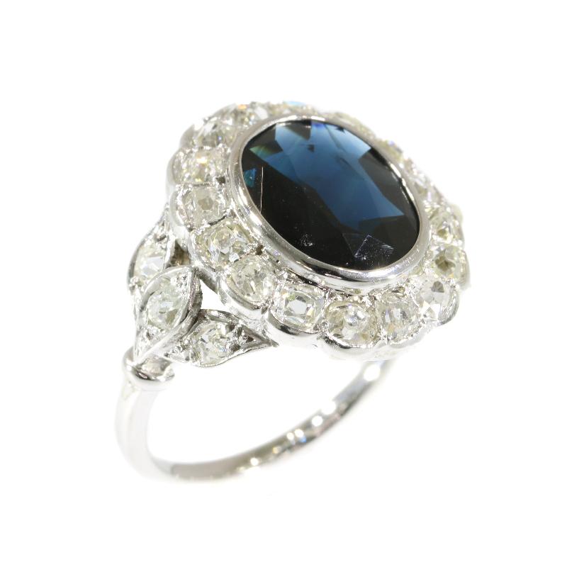 French Art Deco Belle Époque Engagement Ring with Diamonds and Natural Sapphire For Sale 3