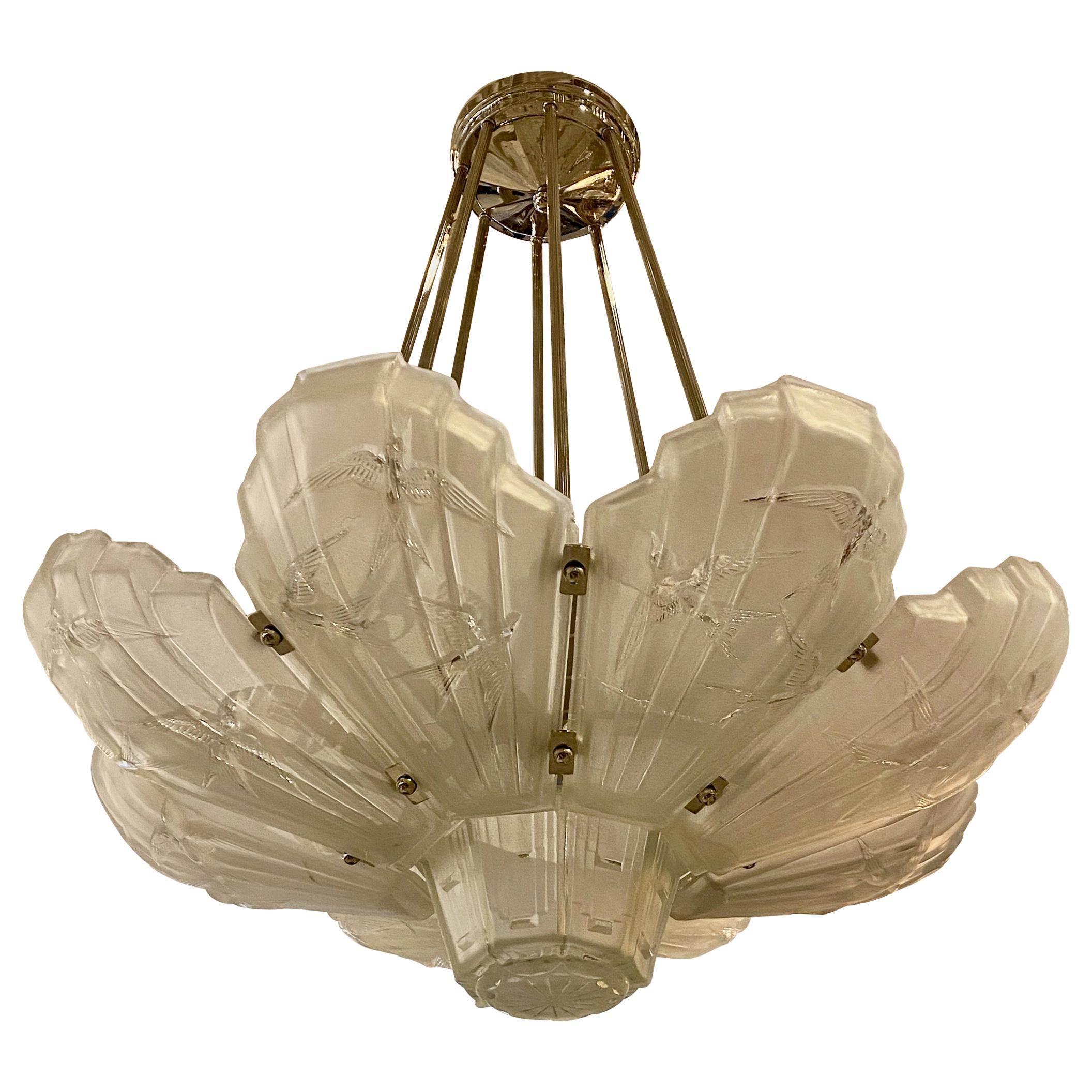 French Art Deco Birds in Flight Chandelier Signed by Sabino For Sale