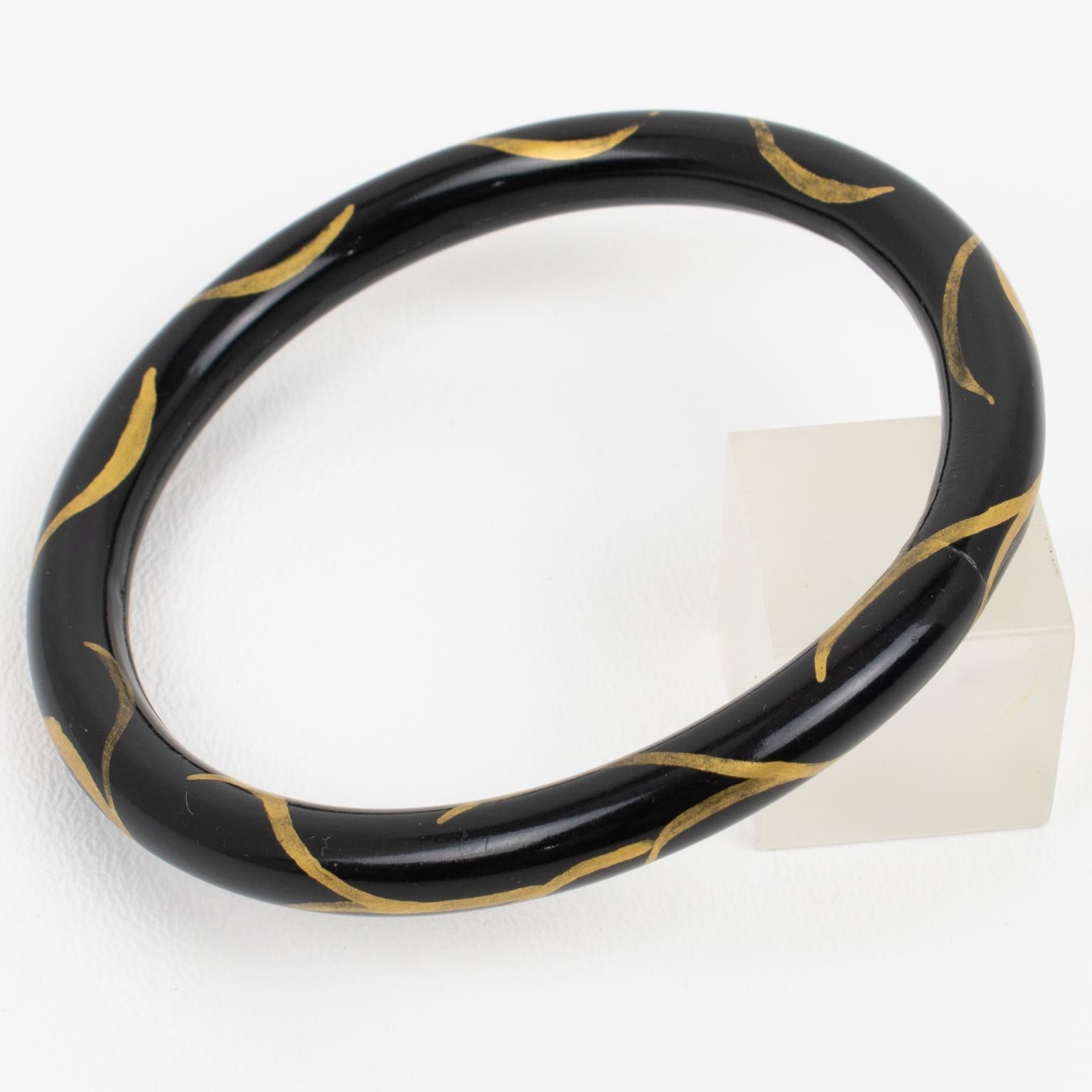 French Art Deco Black Celluloid Bracelet Bangle with Gold Paint Branches In Excellent Condition For Sale In Atlanta, GA