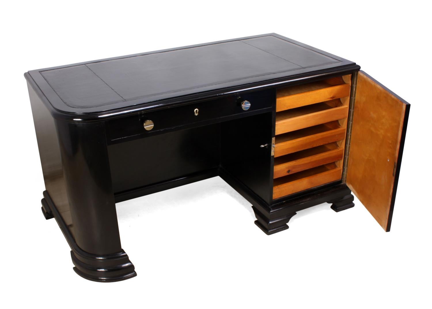French Art Deco Black Desk In Excellent Condition In Paddock Wood, Kent