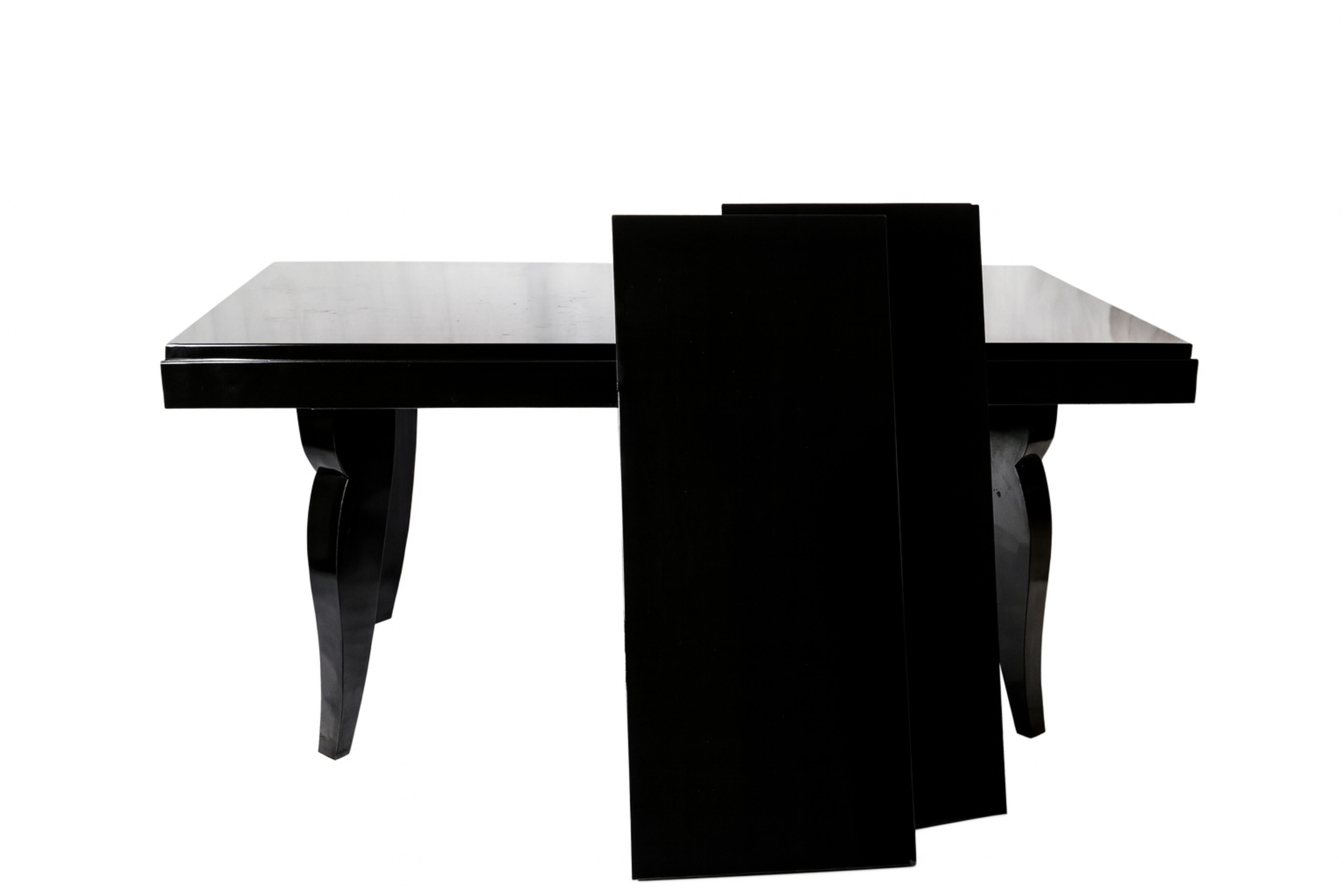 Art Déco Tavolo da pranzo francese Art Deco in lacca nera stile Jules Leleu, XX secolo in vendita