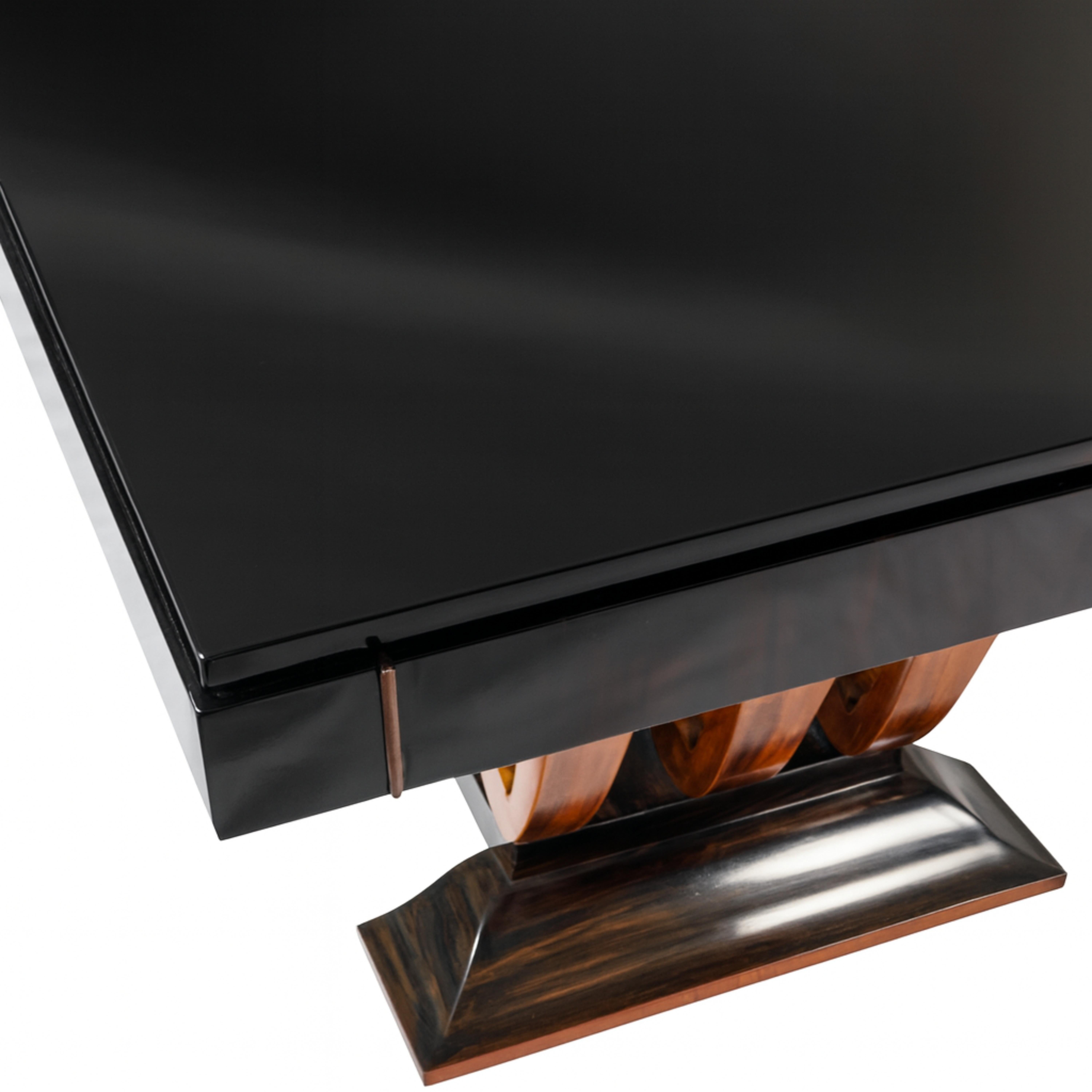 French Art Deco Black Lacquer Dining Table with Extensions, 1930s For Sale 2