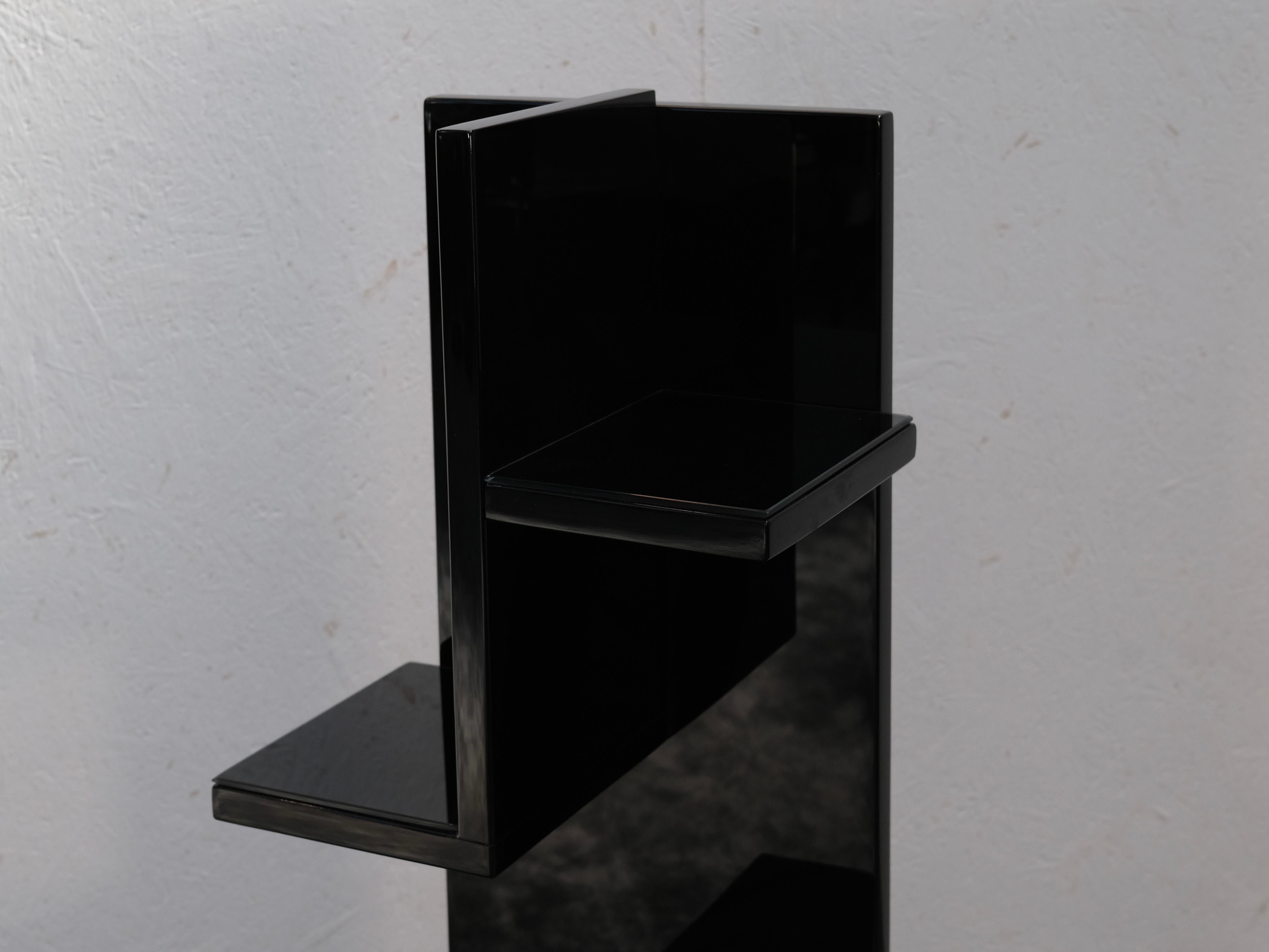 Mid-20th Century French Art Deco Black Lacquer Pedestal with Tiered Shelves, 1930s For Sale