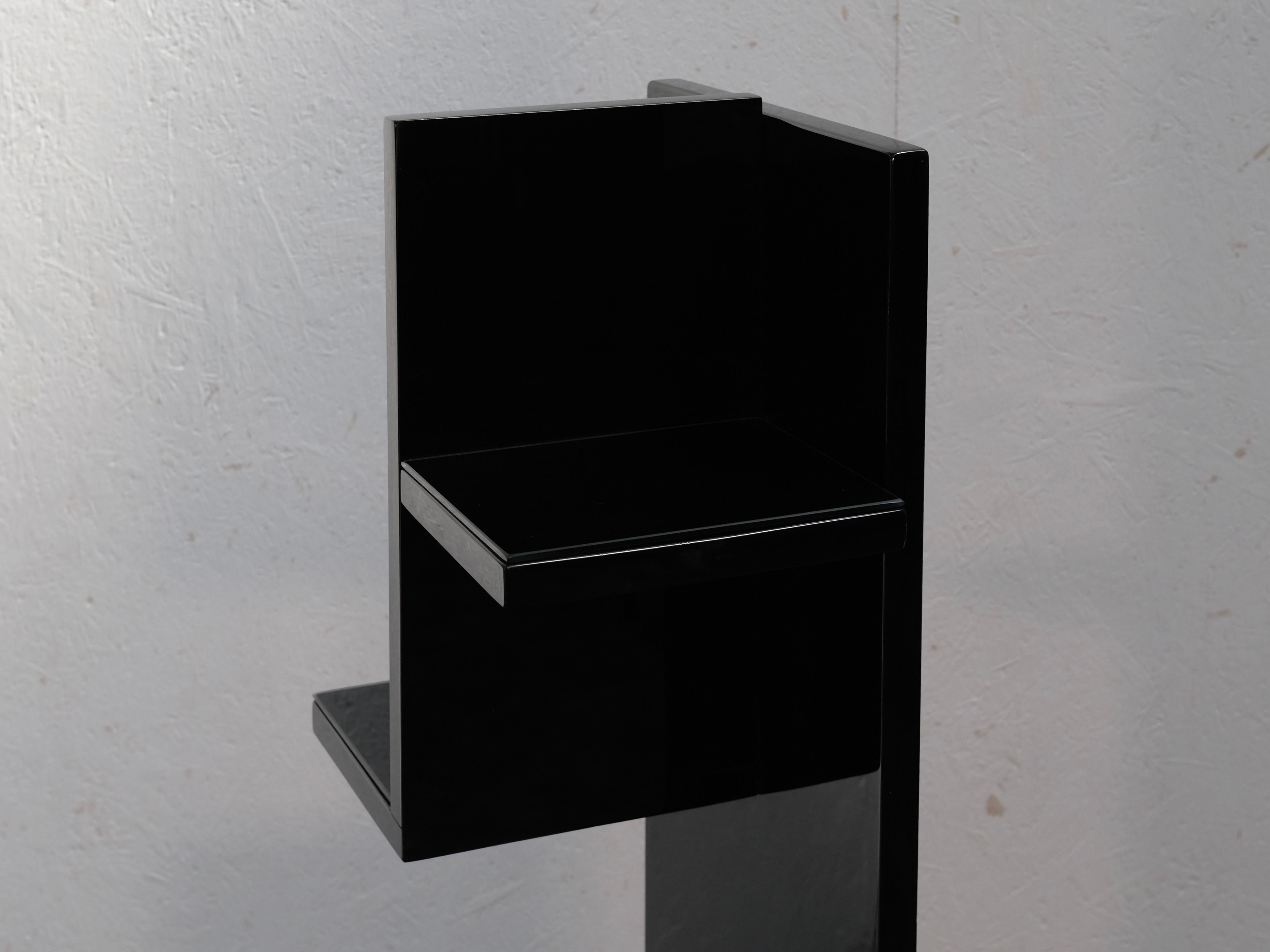 Beech French Art Deco Black Lacquer Pedestal with Tiered Shelves, 1930s For Sale