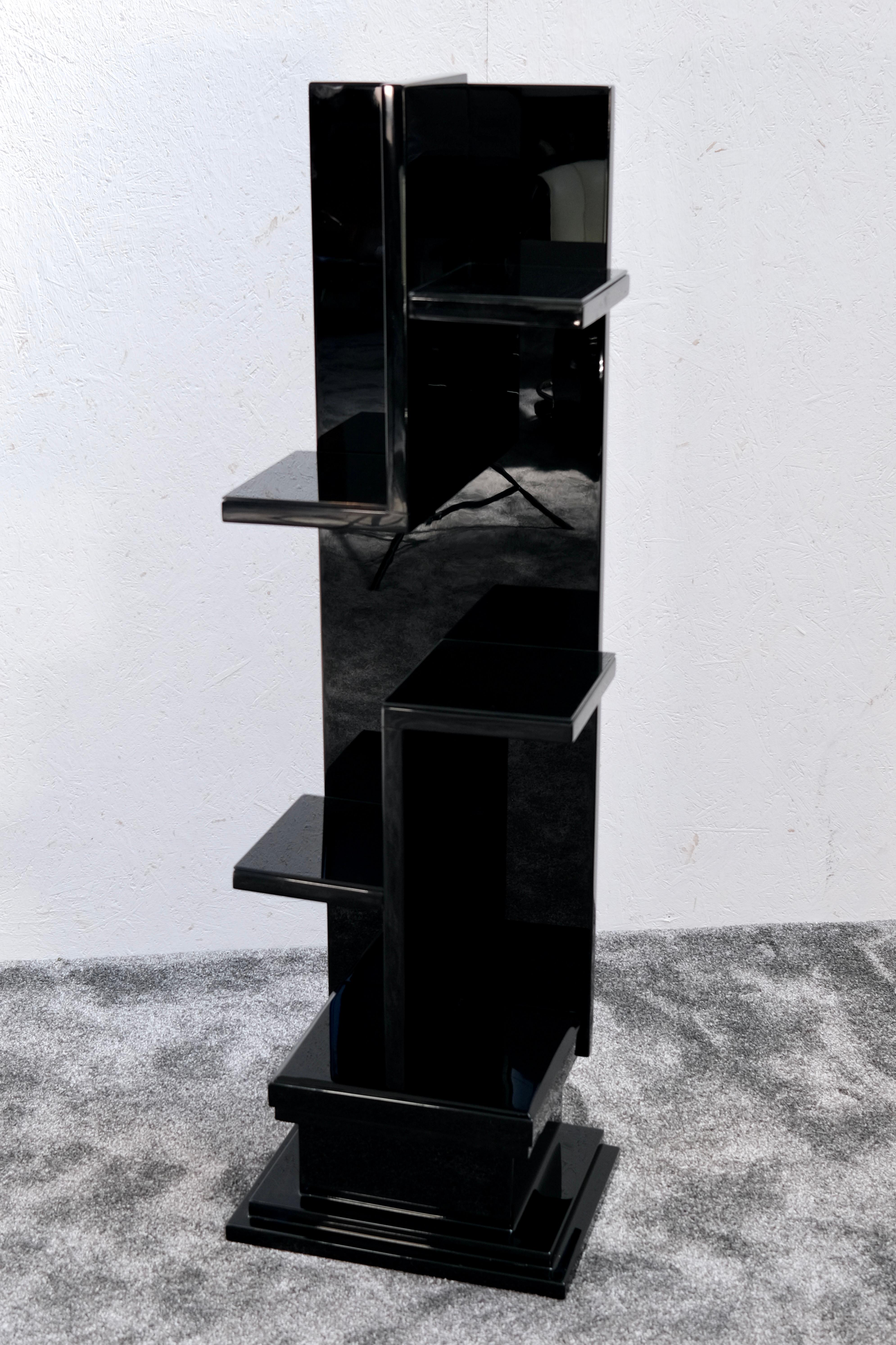French Art Deco Black Lacquer Pedestal with Tiered Shelves, 1930s For Sale 3