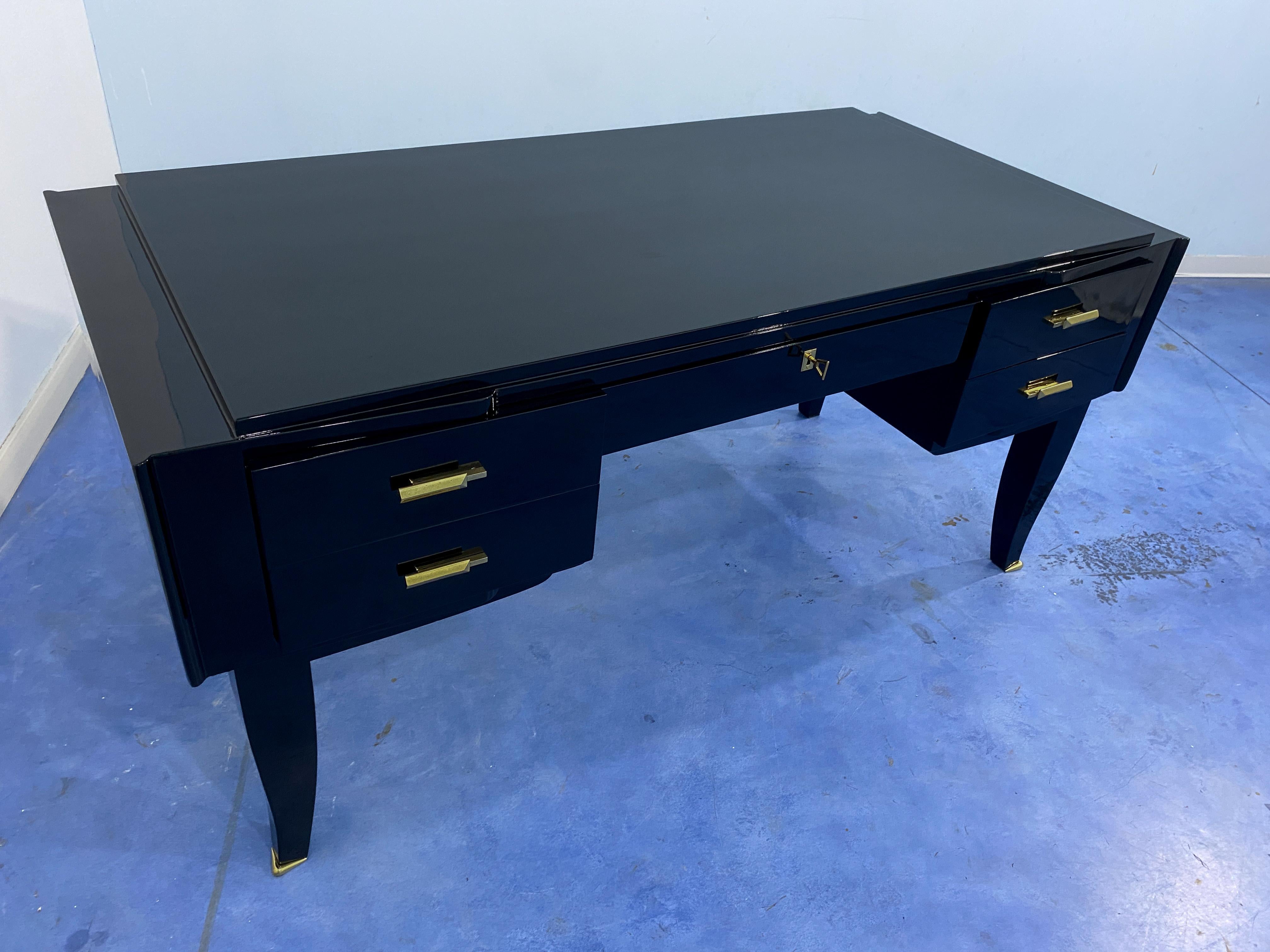French Art Deco Black Lacquered Executive Desk, 1930s For Sale 5