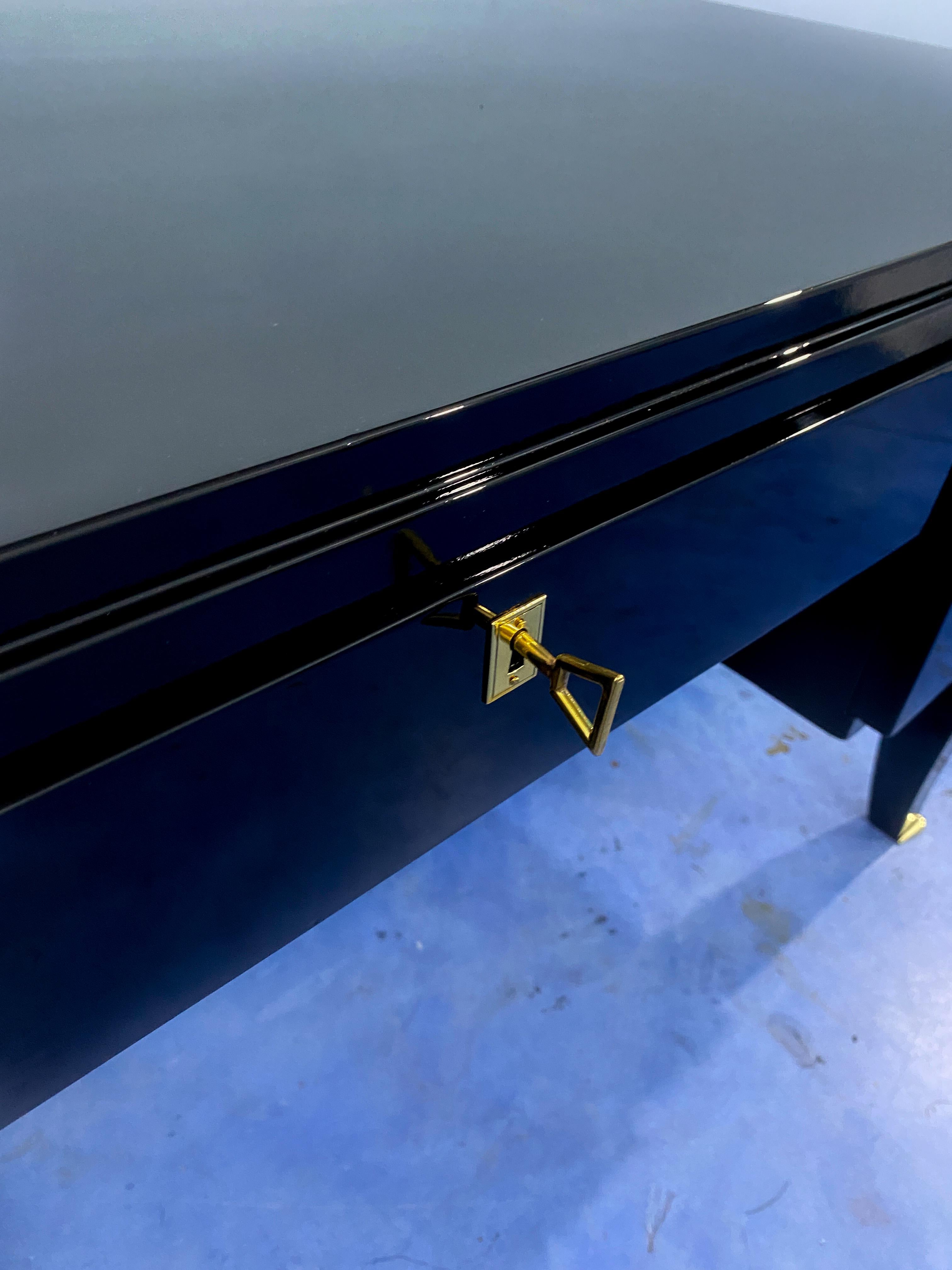 French Art Deco Black Lacquered Executive Desk, 1930s For Sale 6