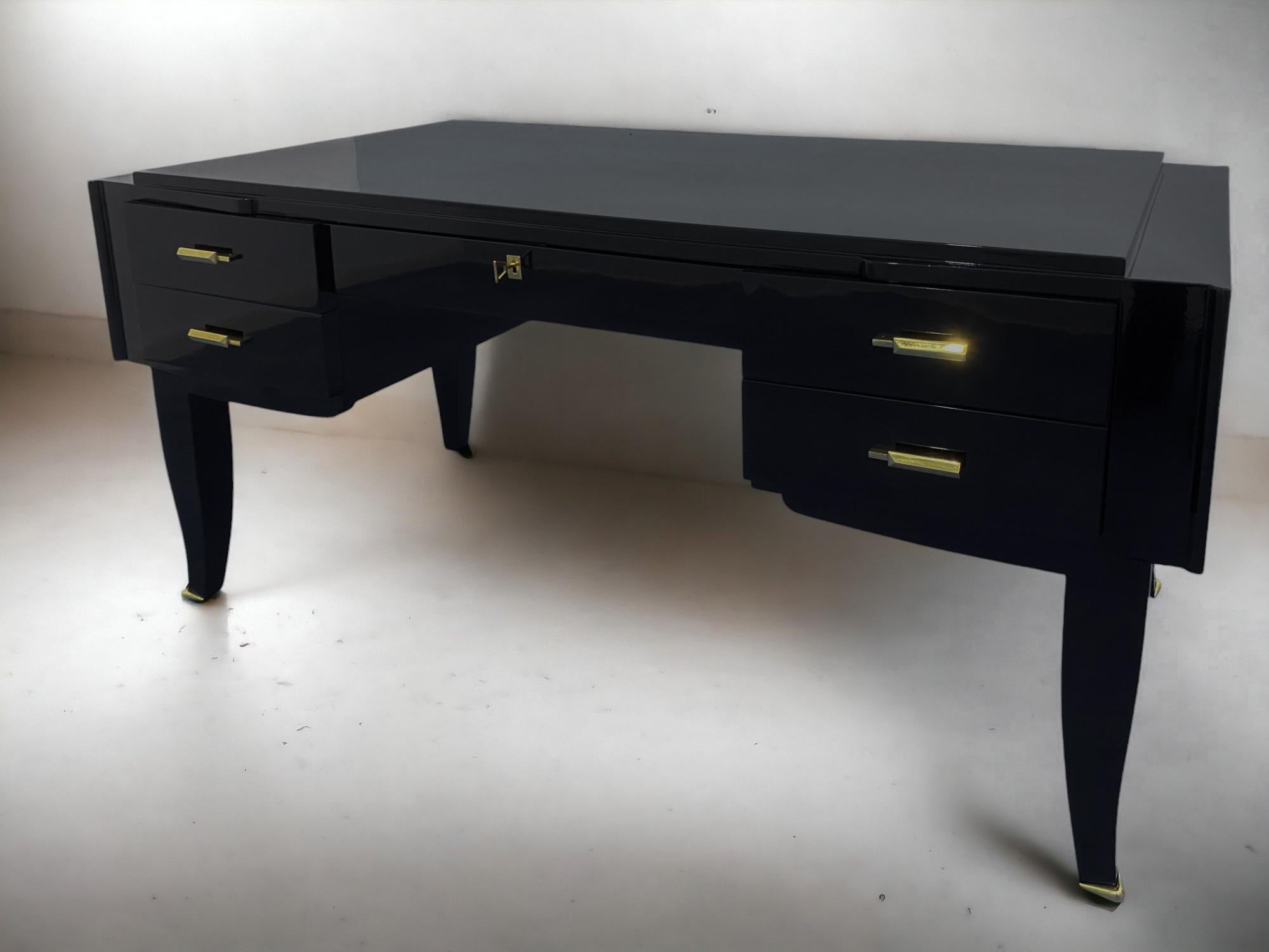 Französischer Art-Déco-Schreibtisch, schwarz lackiert, 1930er Jahre (Messing) im Angebot