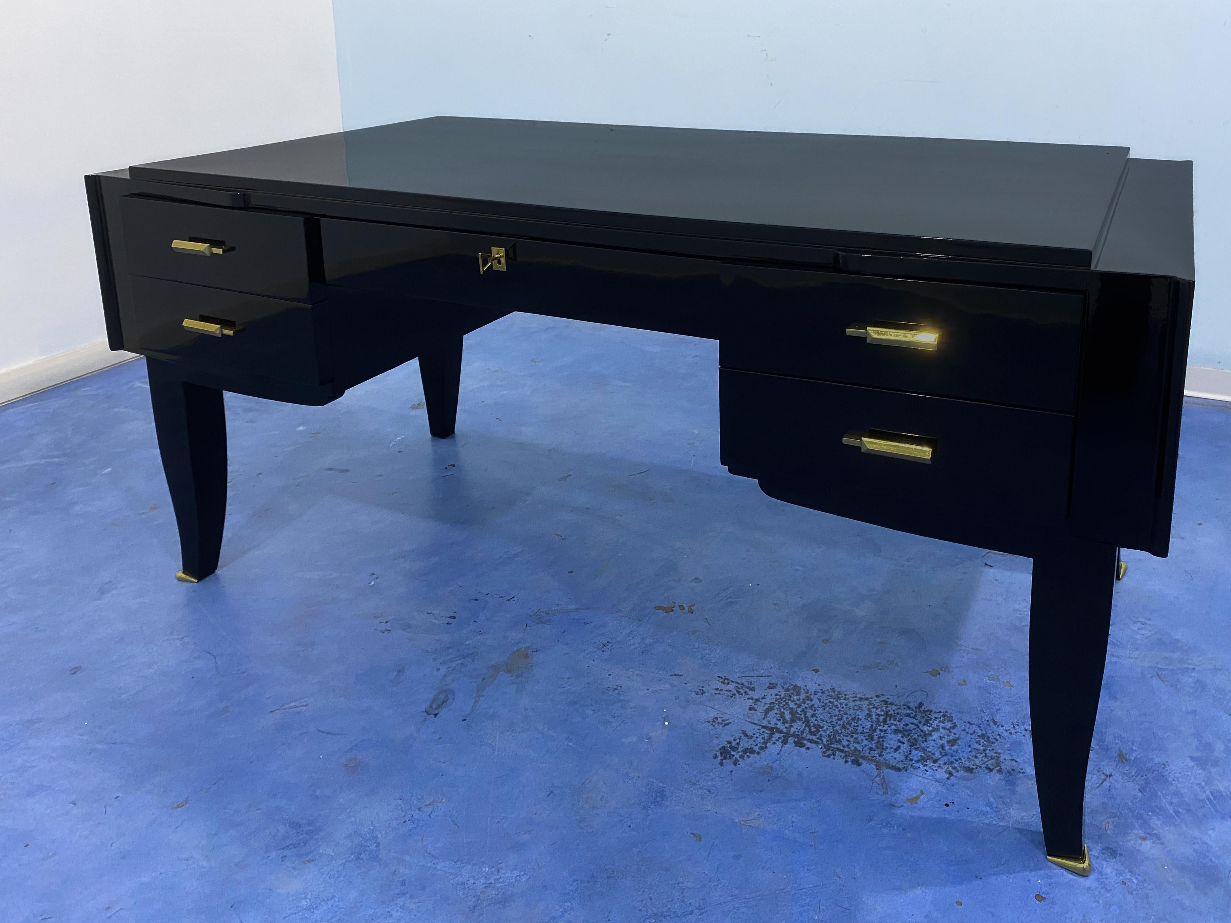 French Art Deco Black Lacquered Executive Desk, 1930s For Sale 7