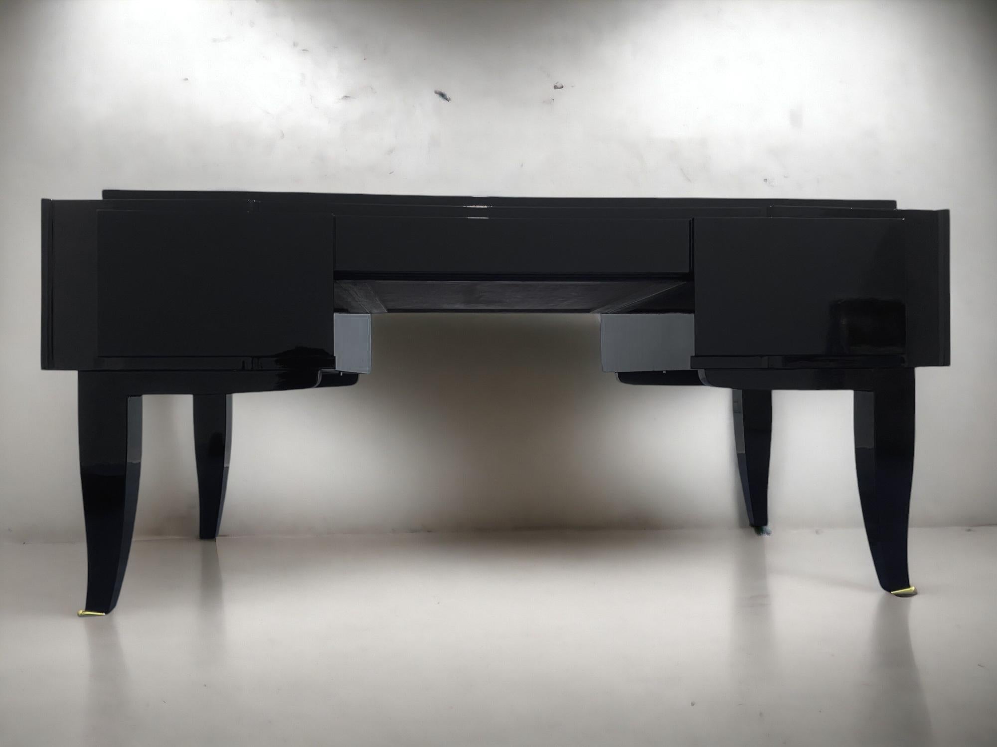 Französischer Art-Déco-Schreibtisch, schwarz lackiert, 1930er Jahre im Angebot 3
