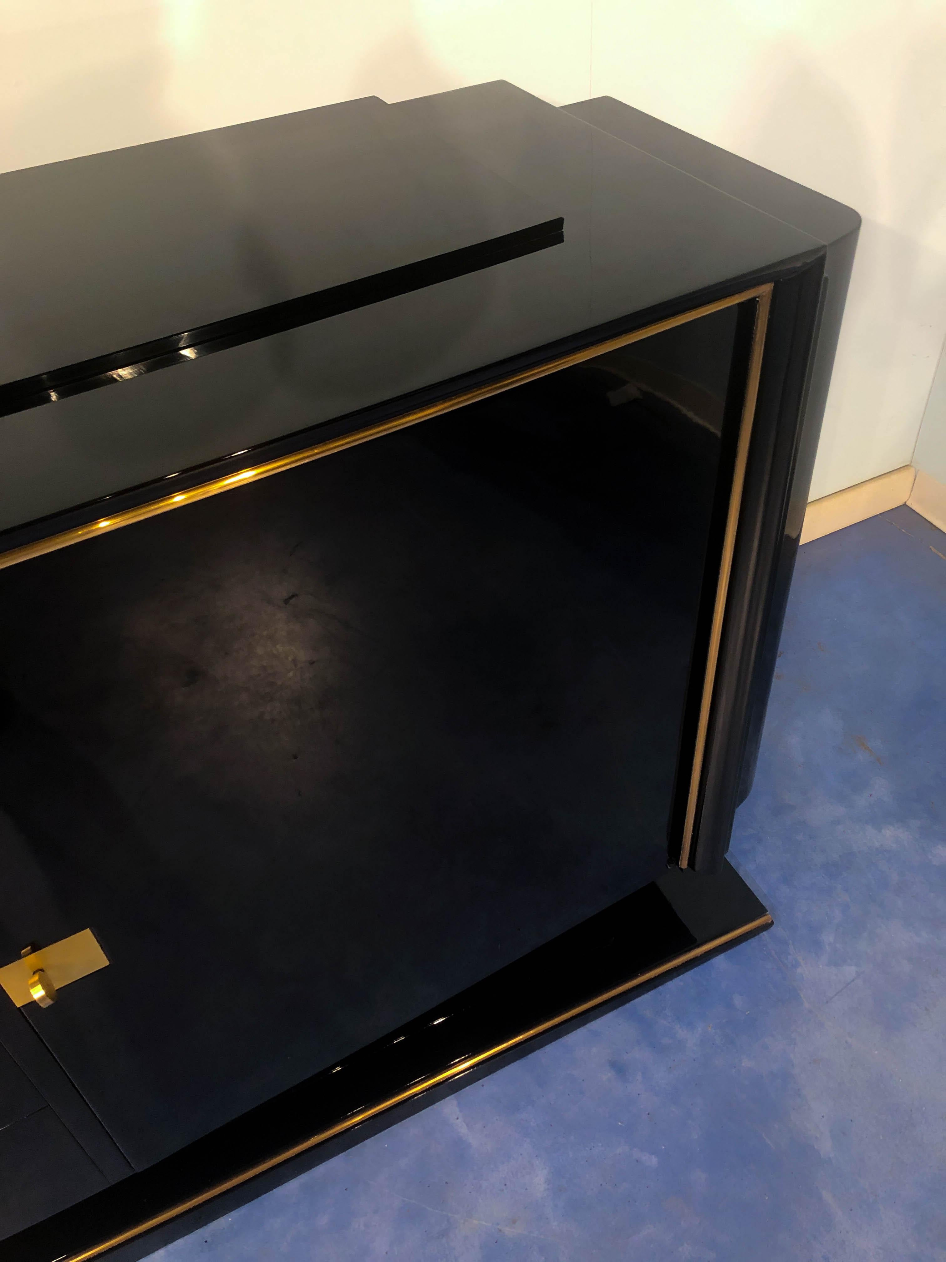 French Art Deco Black Lacquered Sideboard Cabinet, 1940s 14