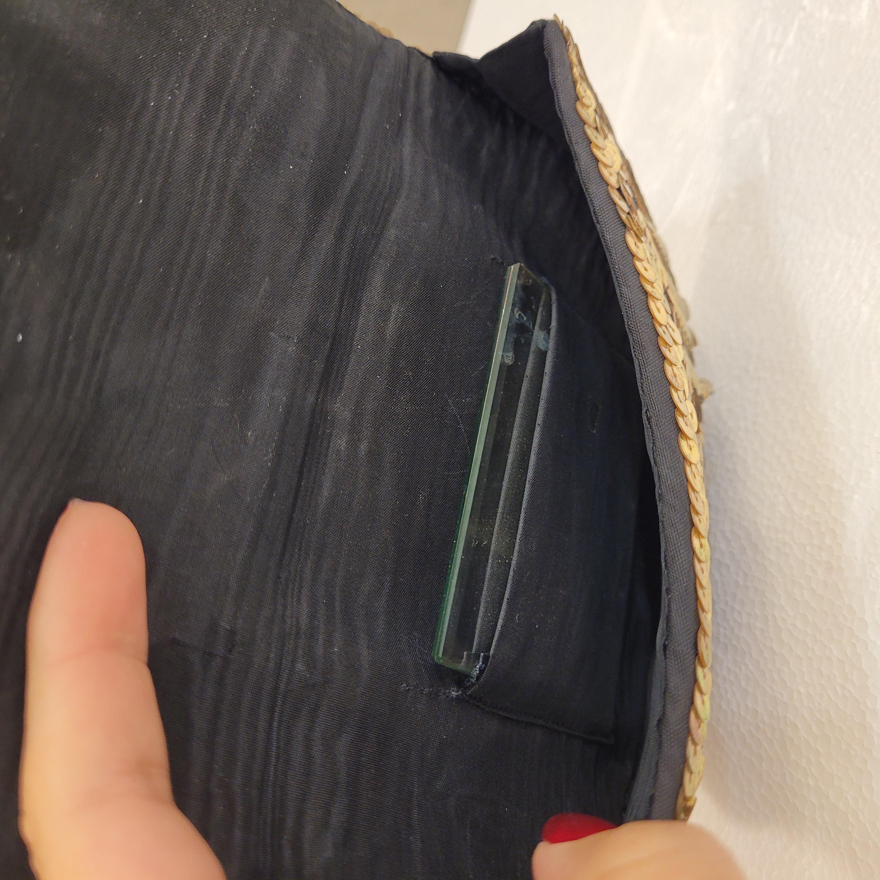 French Art Deco black Sequin Clutch Bag  with mirror France For Sale 3