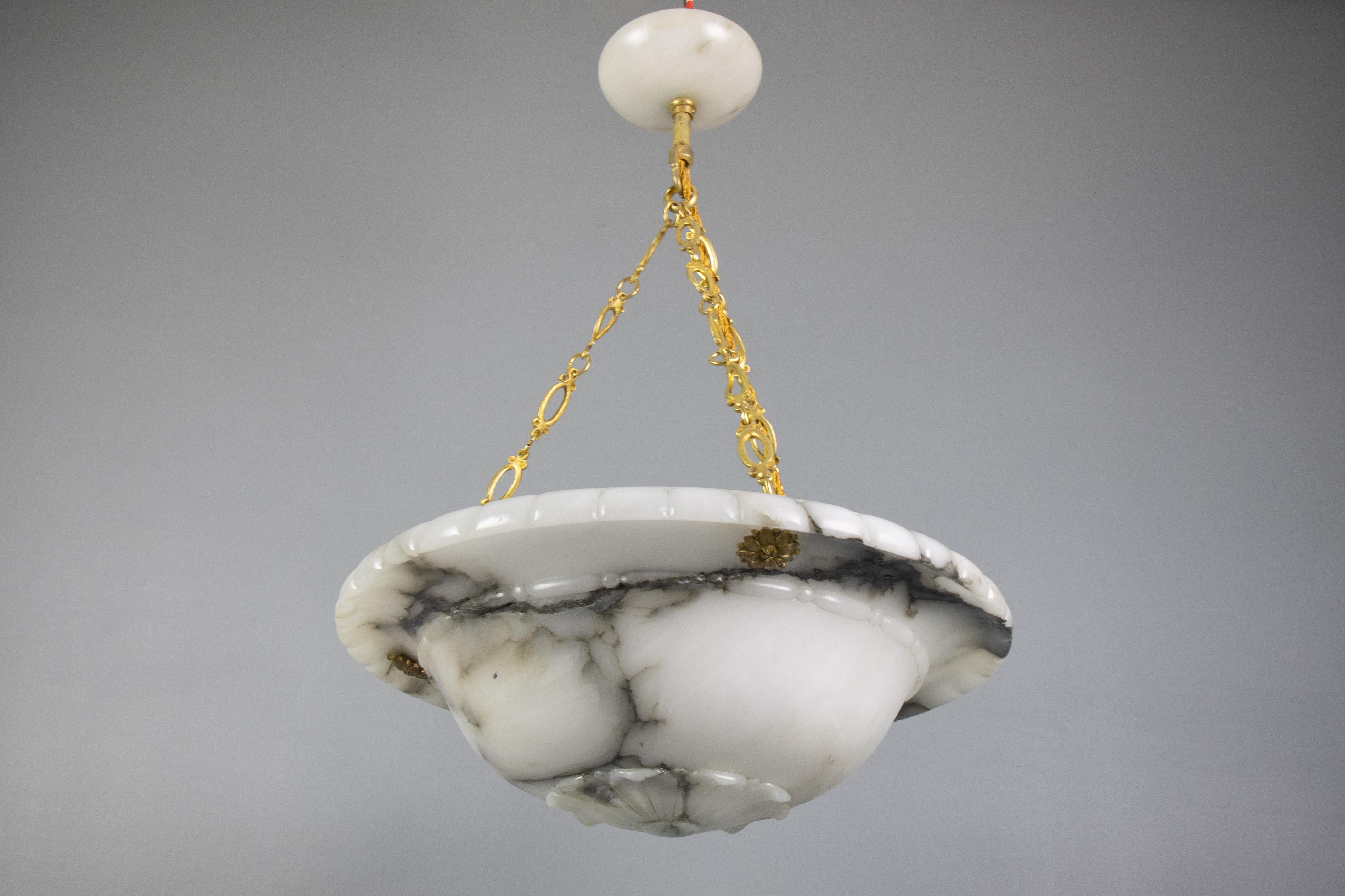French Art Deco Black-Veined White Alabaster and Brass Pendant Light, ca 1920s For Sale 7