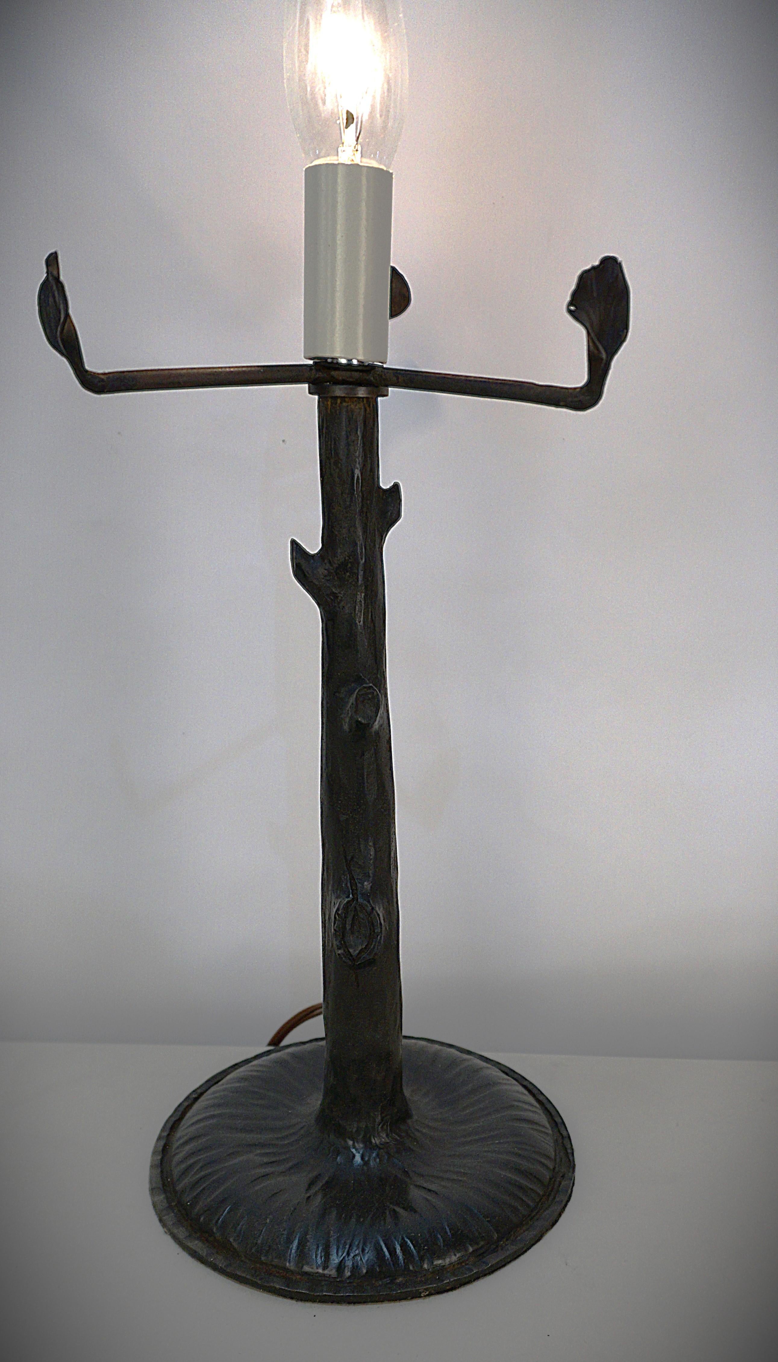 French Art Deco Blown Glass Wrought Iron Table Lamp by Charles Schneider 4