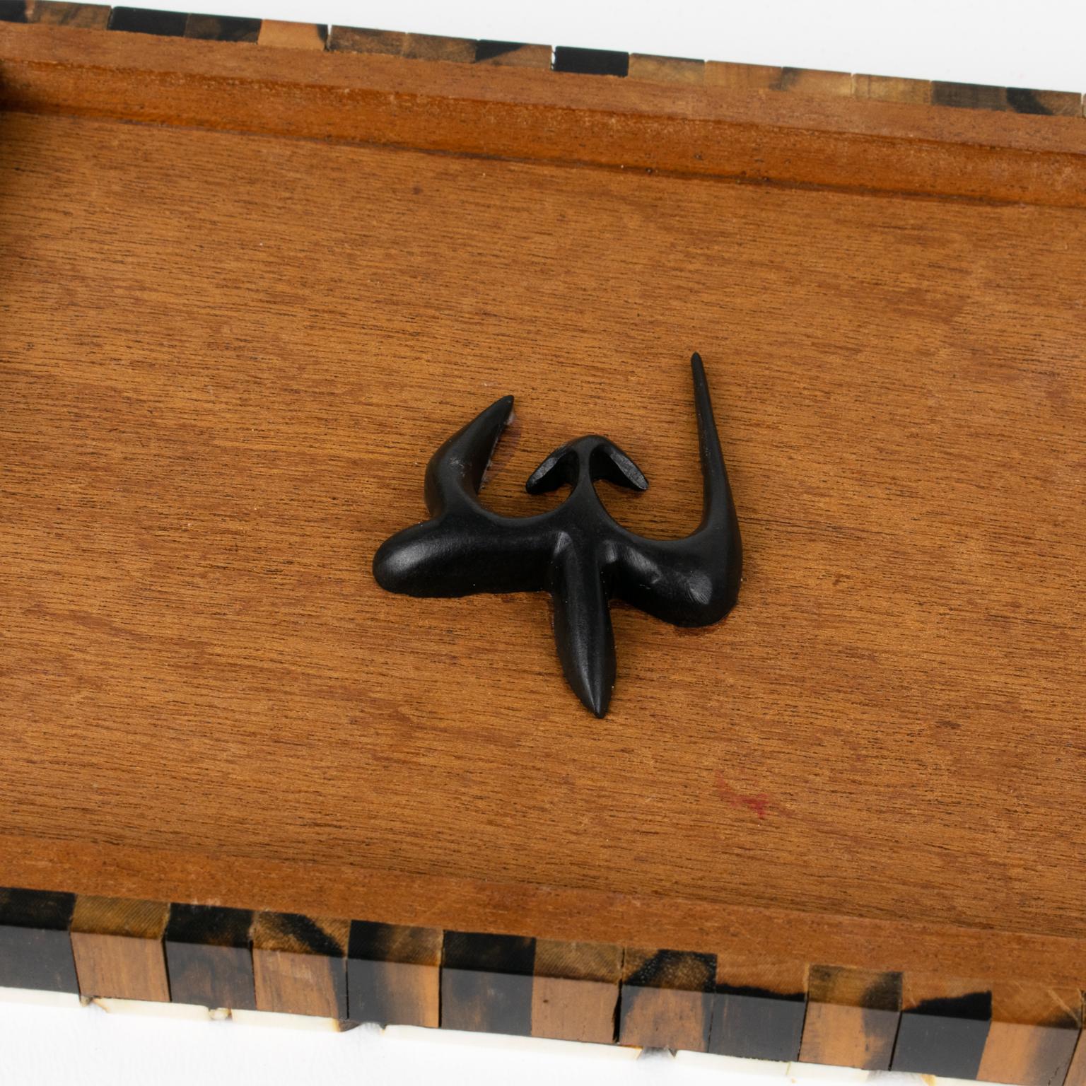 Caja francesa Art Decó de marquetería de hueso y madera de macassar Hueso en venta