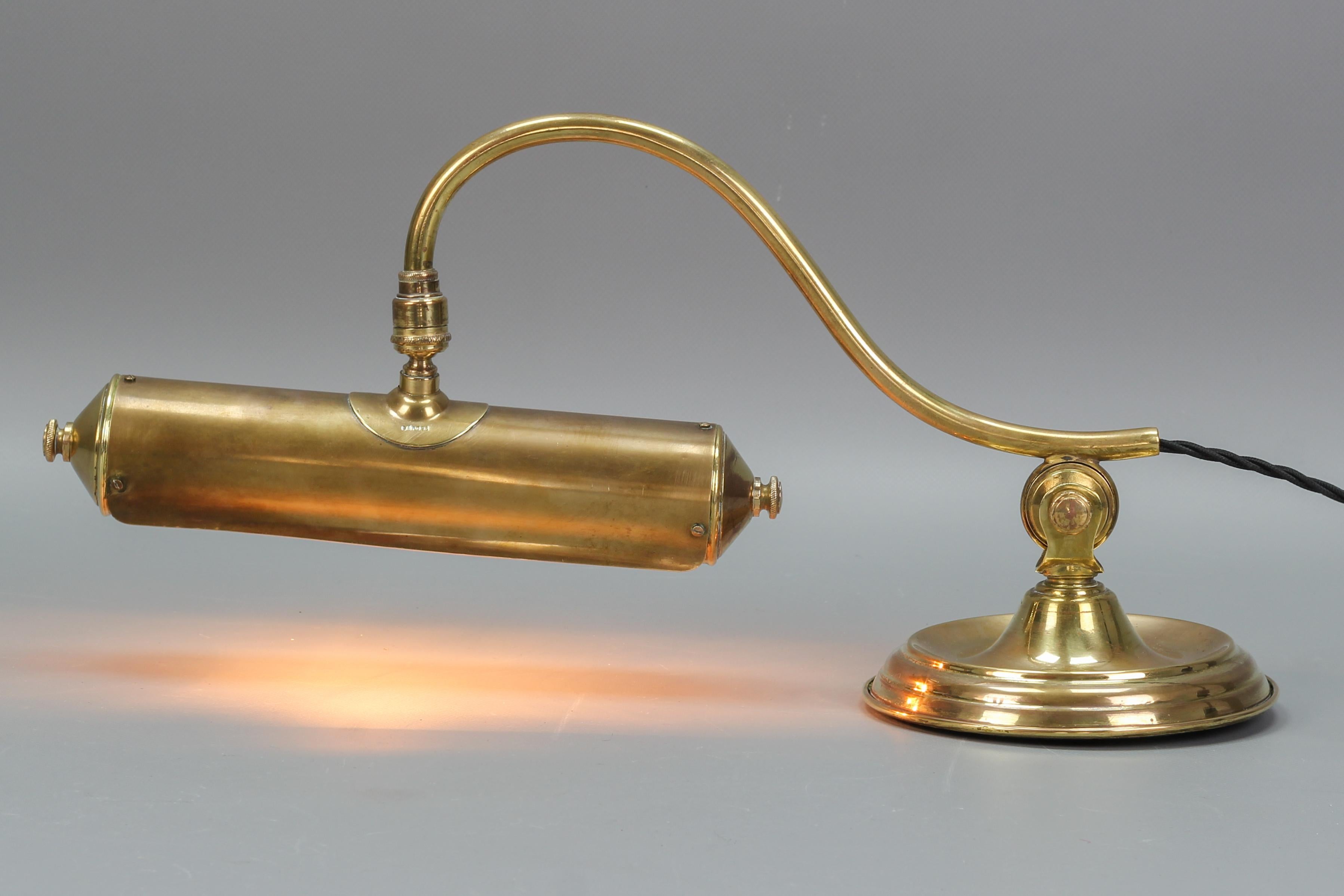 French Art Deco Brass Adjustable Desk Lamp, 1930s For Sale 8