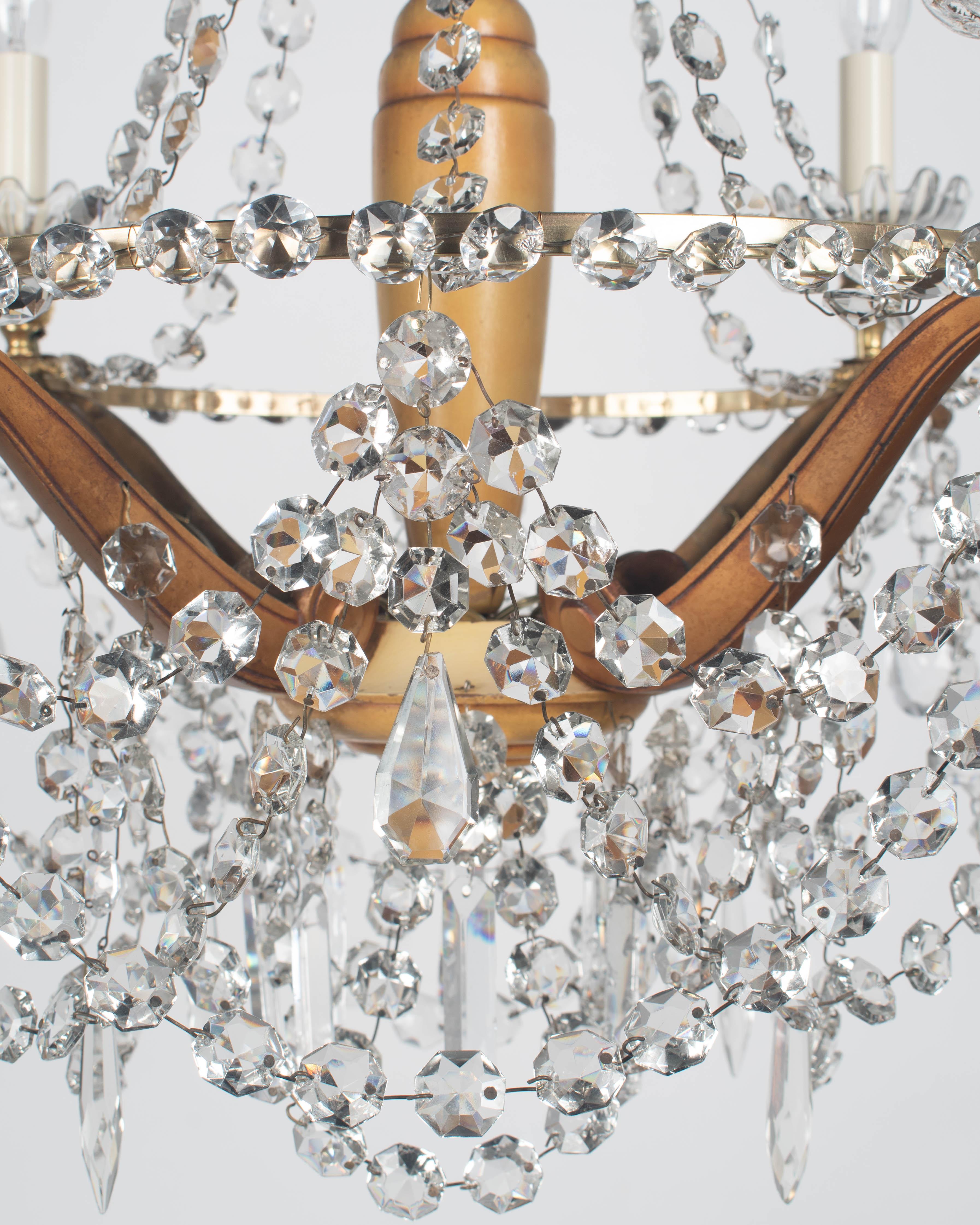 Lustre Art Déco français en laiton et cristal 4 lumières en vente 3