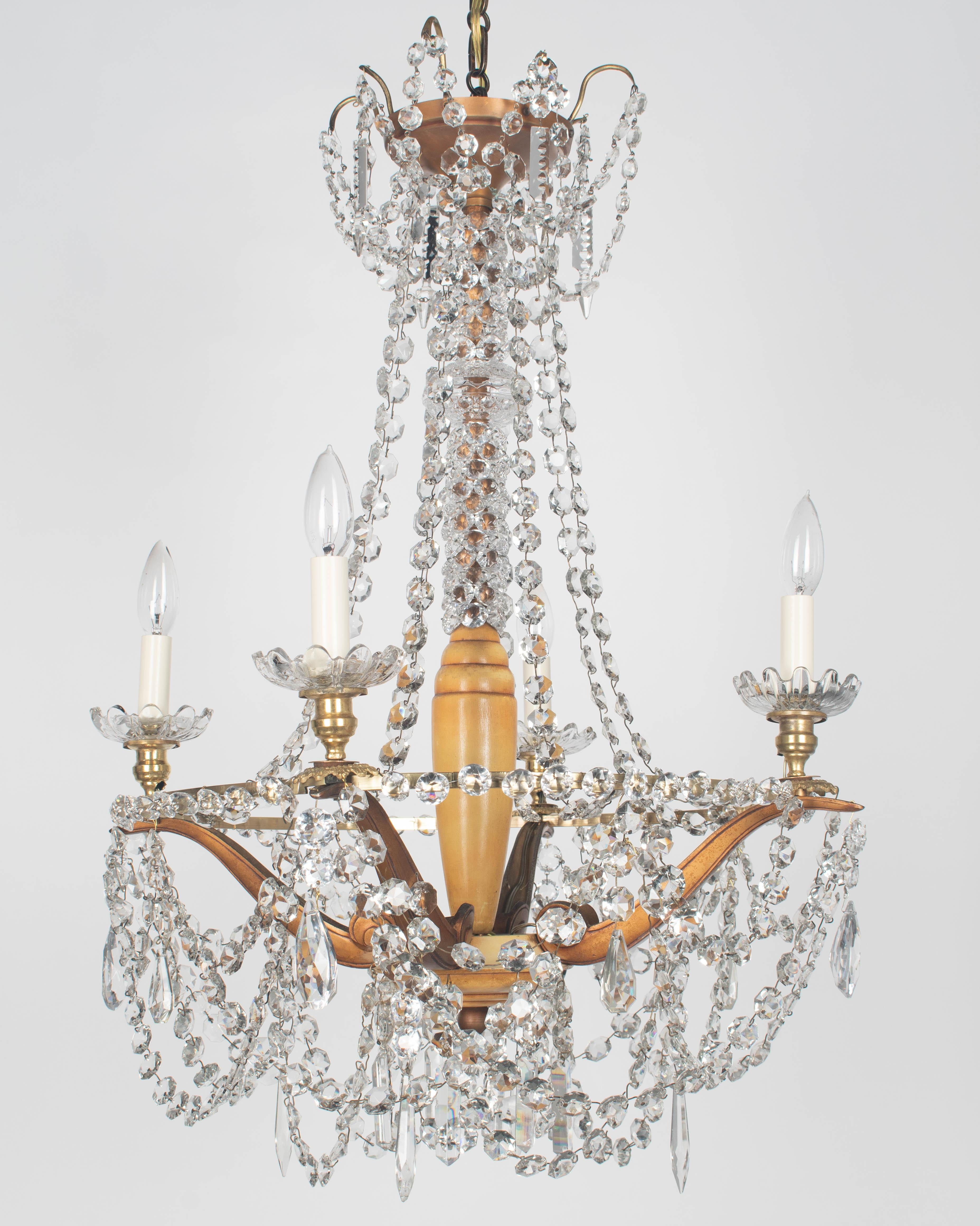 Lustre Art Déco français en laiton et cristal 4 lumières en vente 9