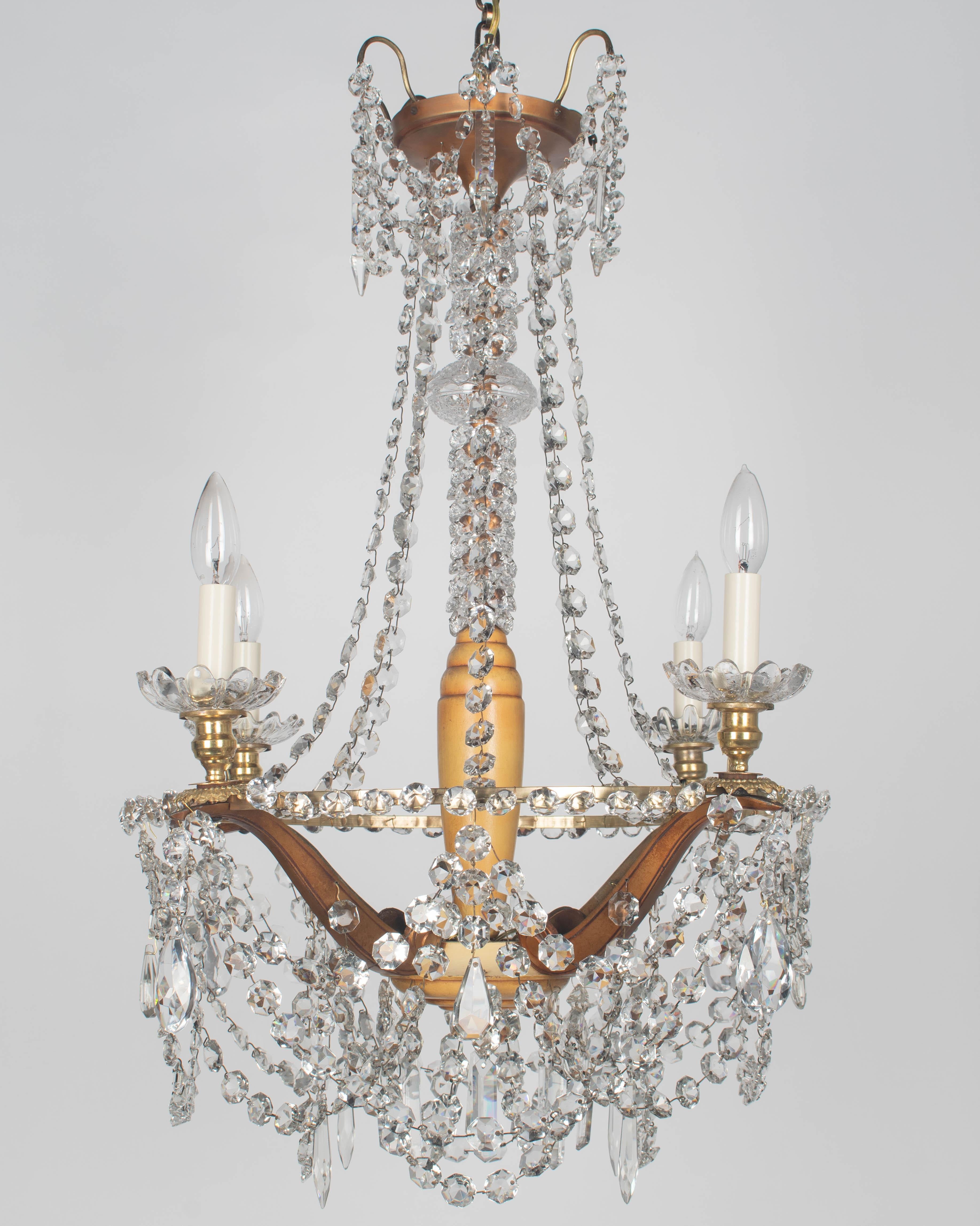 Lustre Art Déco français en laiton et cristal 4 lumières en vente 10