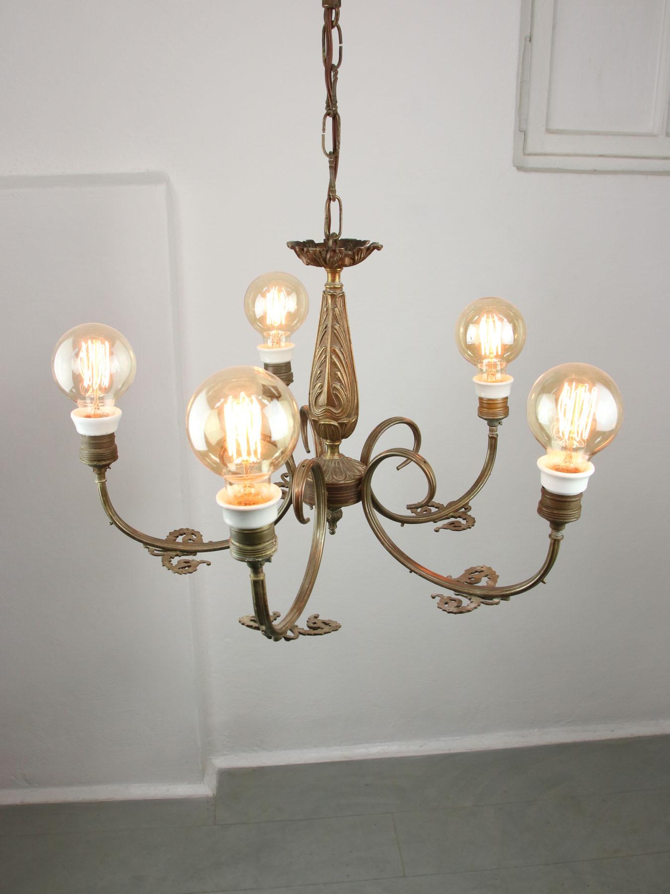 French Art-Deco Brass Chandelier, 1930s For Sale 4