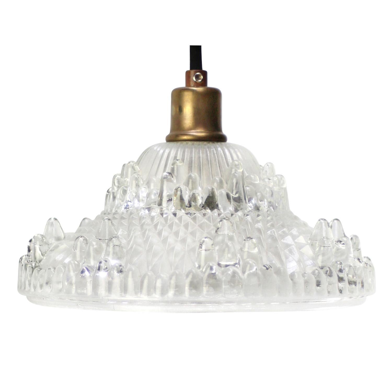 French Art Deco Brass Etched Glass Pendant Lights 1920s In Good Condition For Sale In Amsterdam, NL