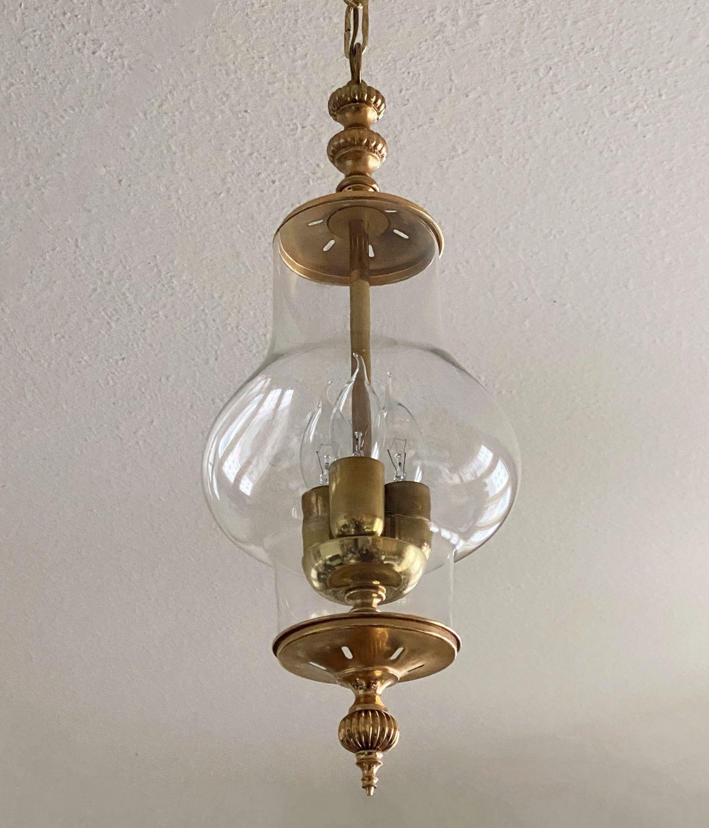 French Art Deco Hand Blown Clear Crystal Brass Three-Light Lantern, 1930s For Sale 3