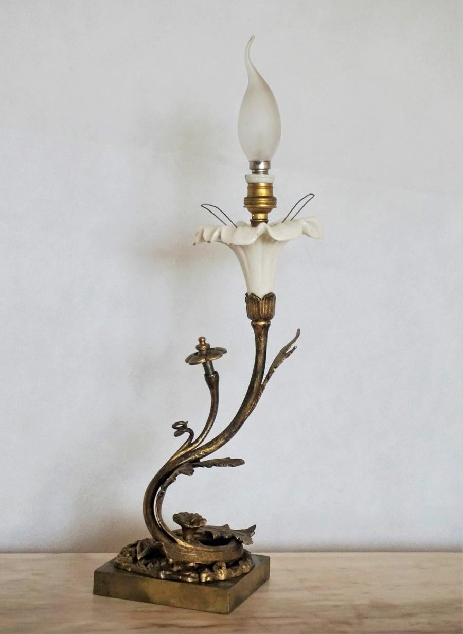 French Art Deco Bronze and Porcelain Table Lamp with Vaseline Glass Tulip, 1920s 4