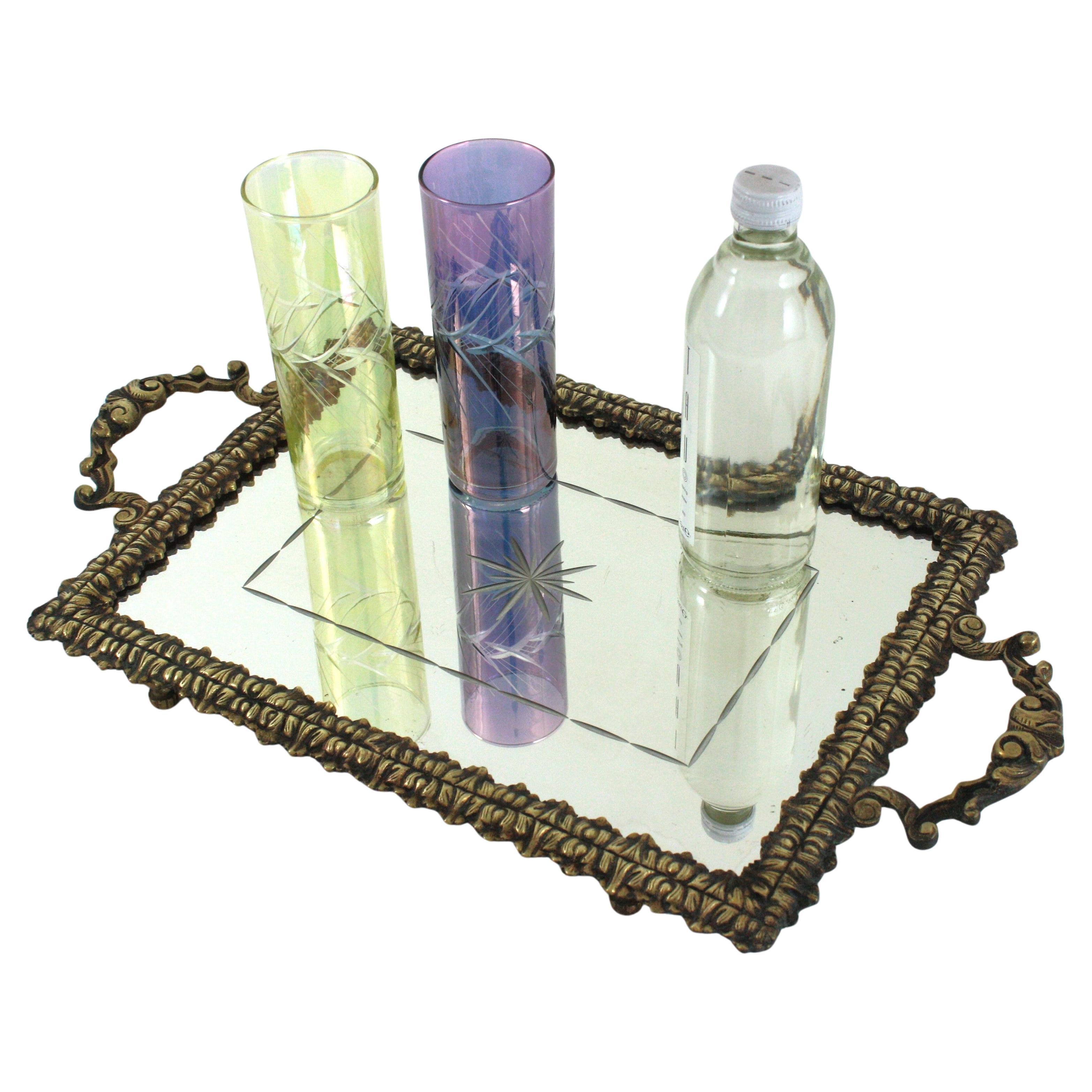 Plateau en bronze gravé Art Deco avec étoile de compas en vente
