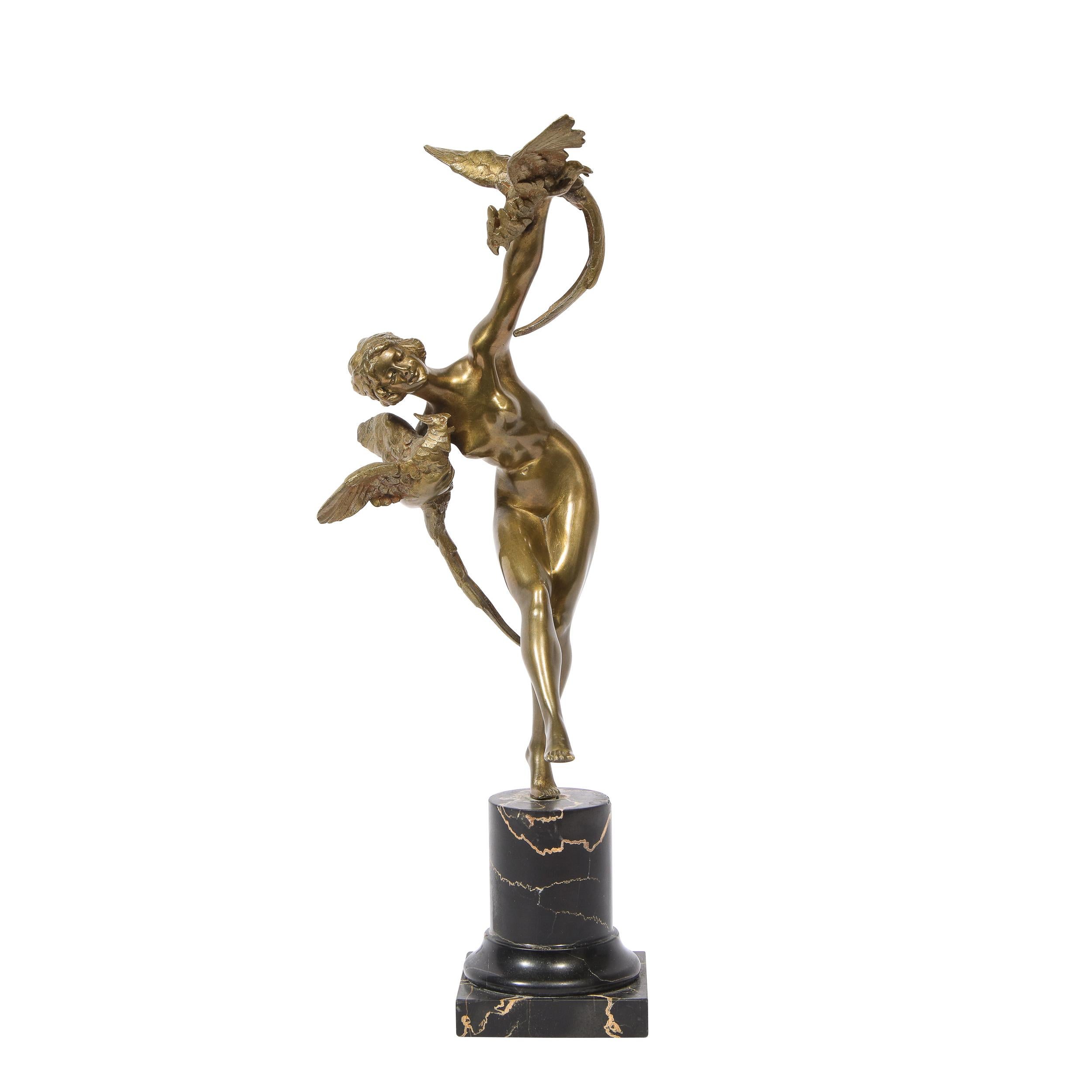 French Art Deco Bronze Figurative Sculpture with Pheasants on Exotic Marble Base In Excellent Condition For Sale In New York, NY