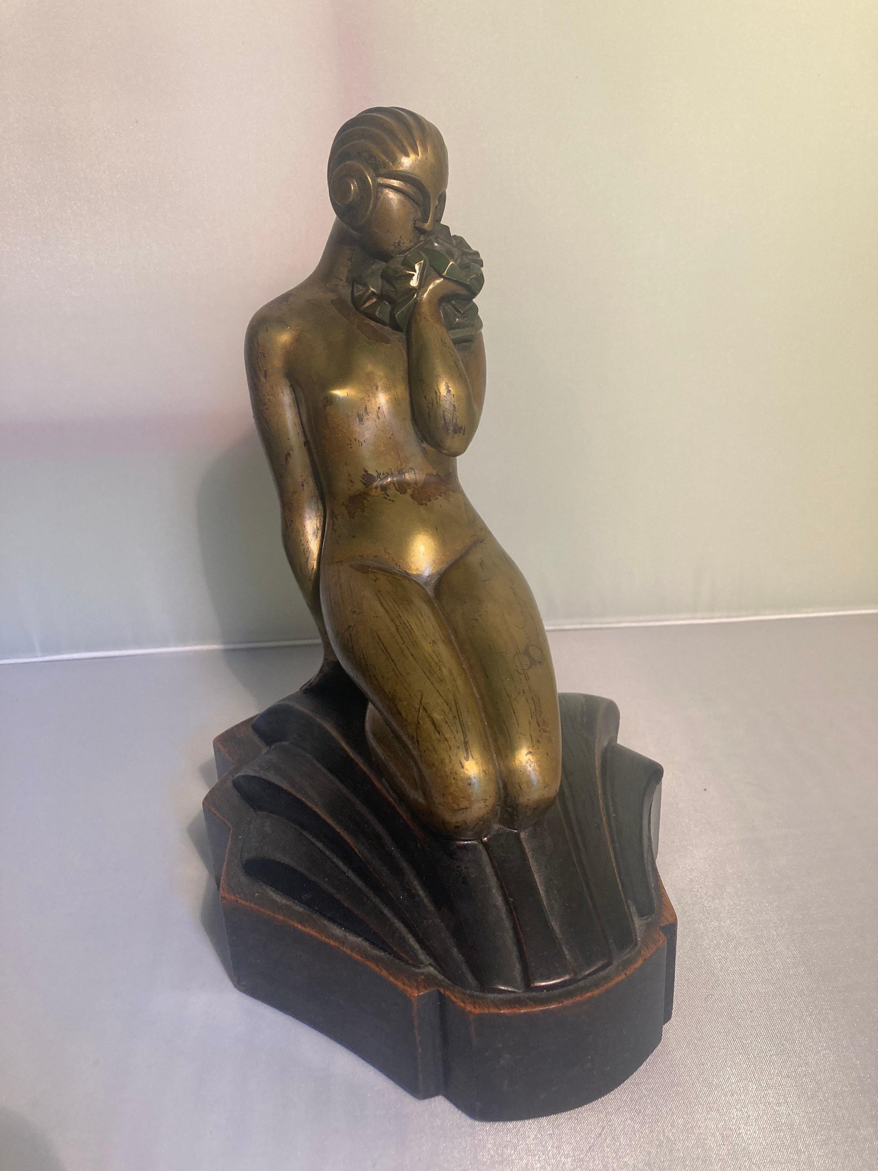 French Art Deco Bronze Figure of Sibylle May on a Wooden Base, Signed For Sale 6