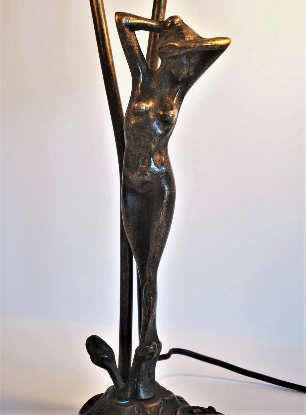 French Art Deco Bronze Figurine Articulated Double Arm Table Lamp For Sale 1
