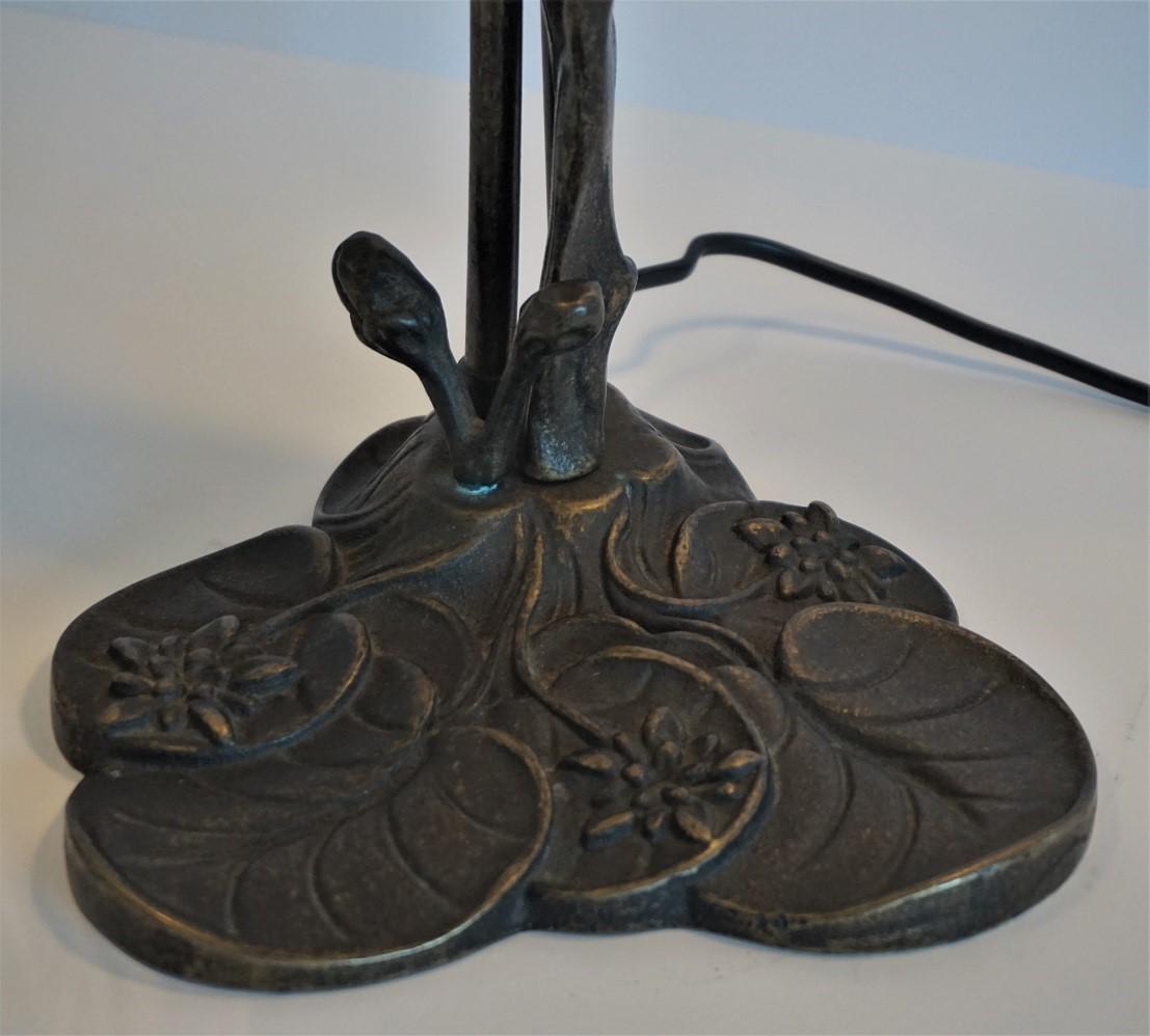 Doppelarm-Tischlampe mit Bronzefigur im Art déco-Stil, beweglich im Angebot 3