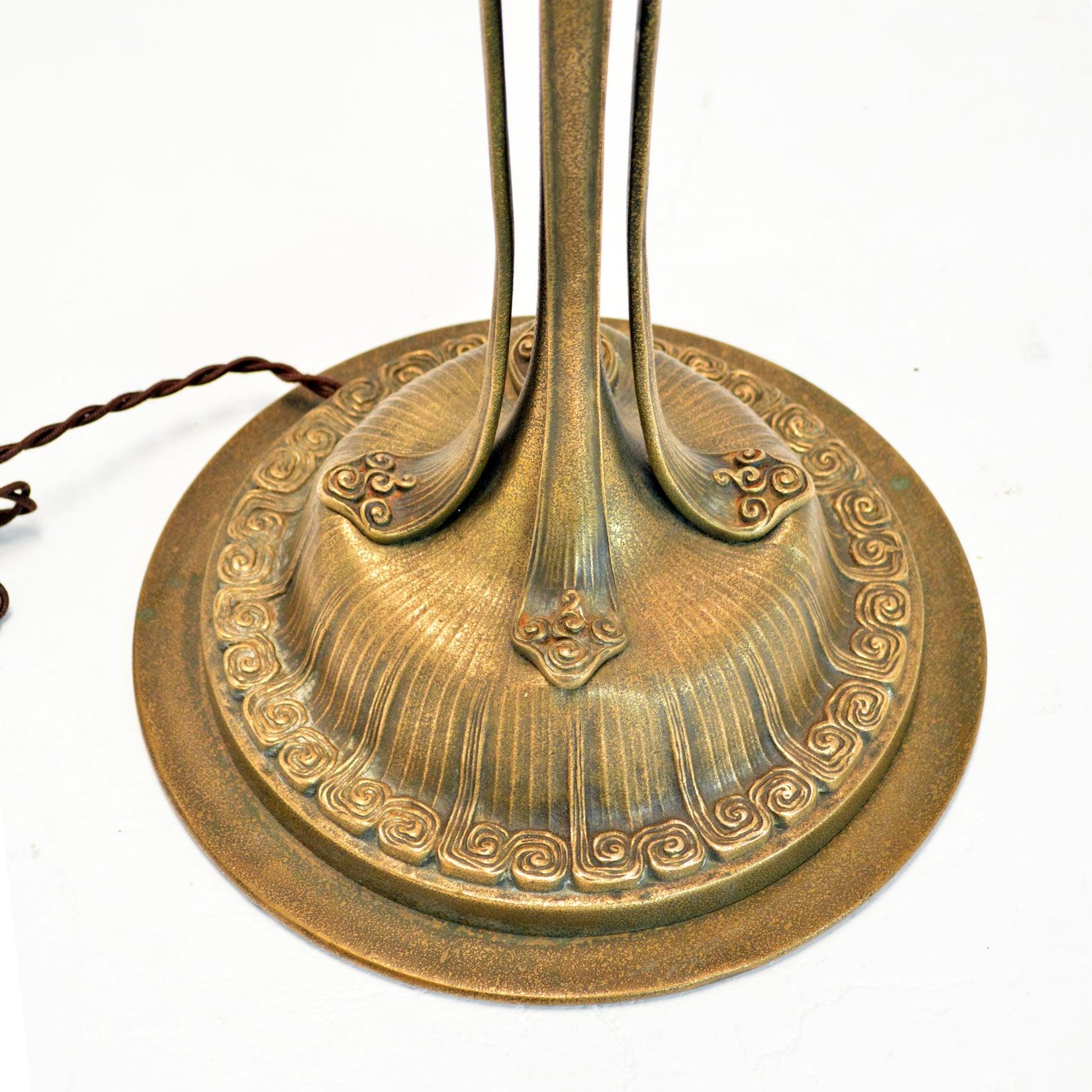 French Art Deco Bronze Floor Lamp For Sale 2