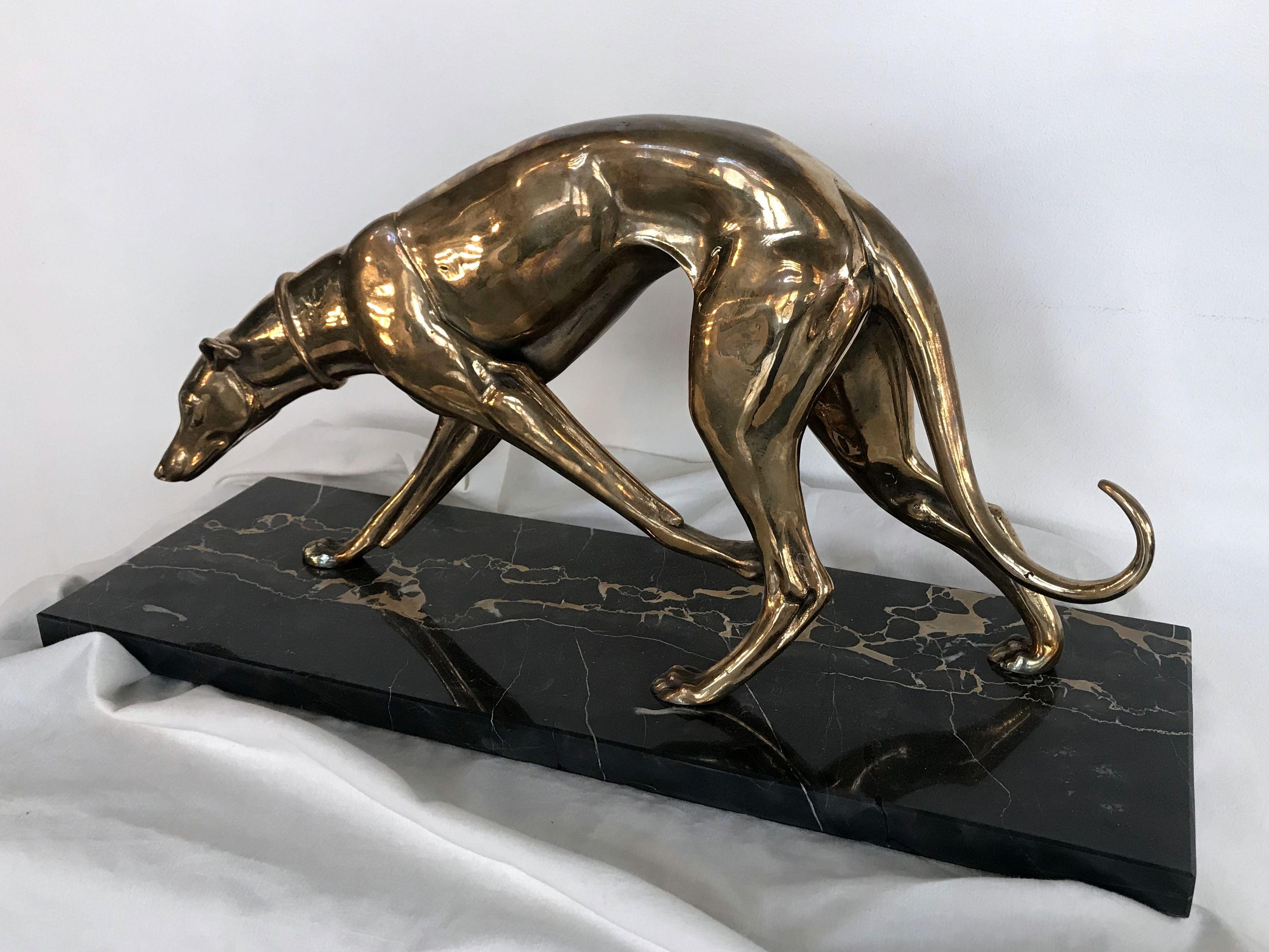 Polished French Art Deco Bronze Greyhound Sculpture, 1930 For Sale