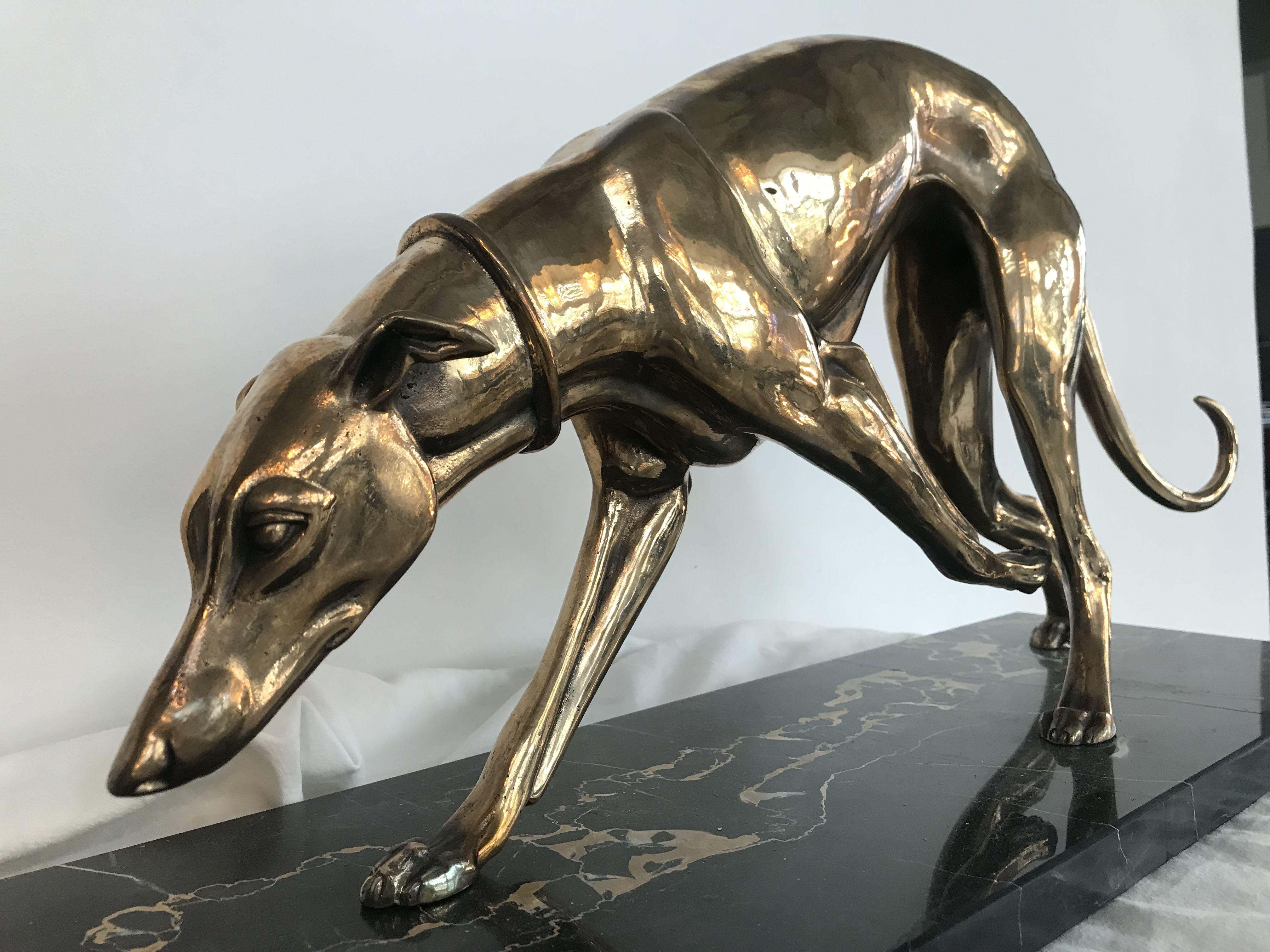 French Art Deco Bronze Greyhound Sculpture, 1930 For Sale 1