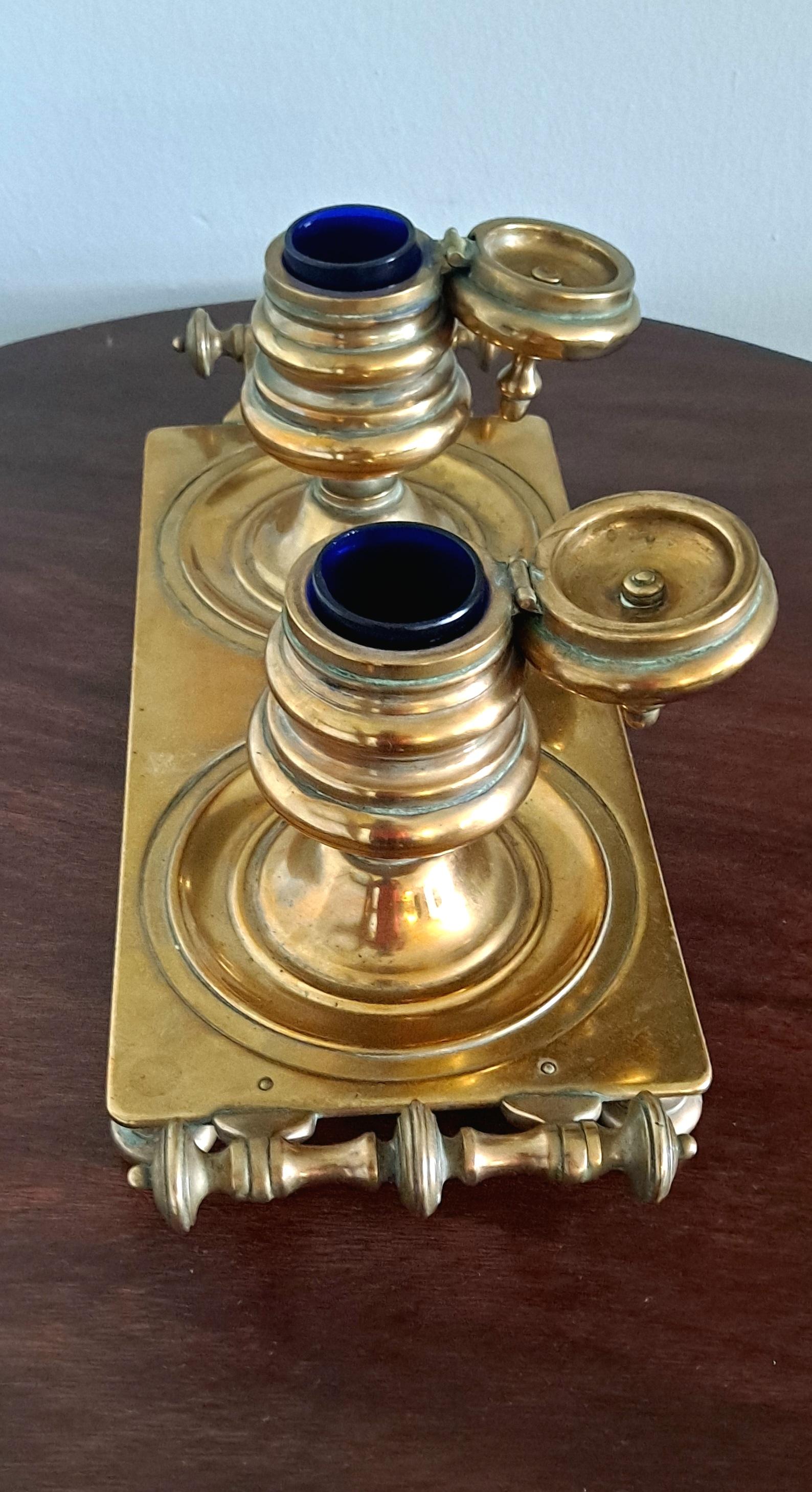 French Art Deco Bronze Inkwell In Good Condition In Los Angeles, CA