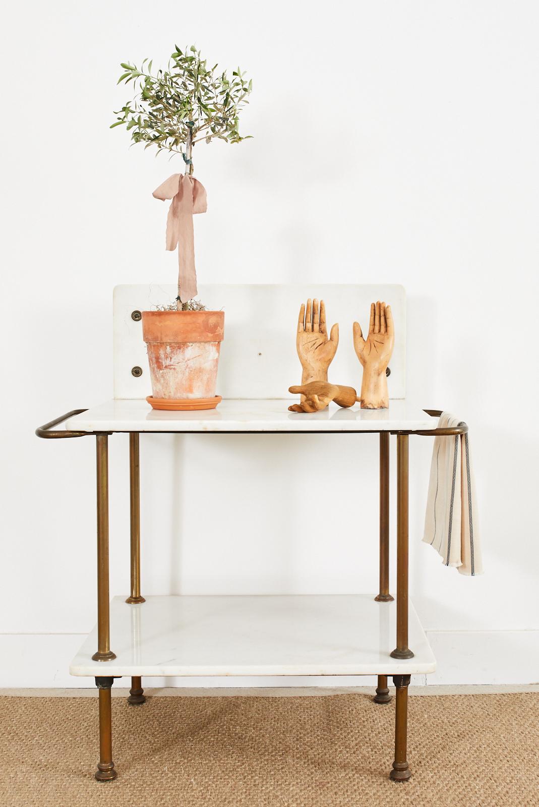 Lavabo francese Art Deco in bronzo con piano in marmo in vendita 4