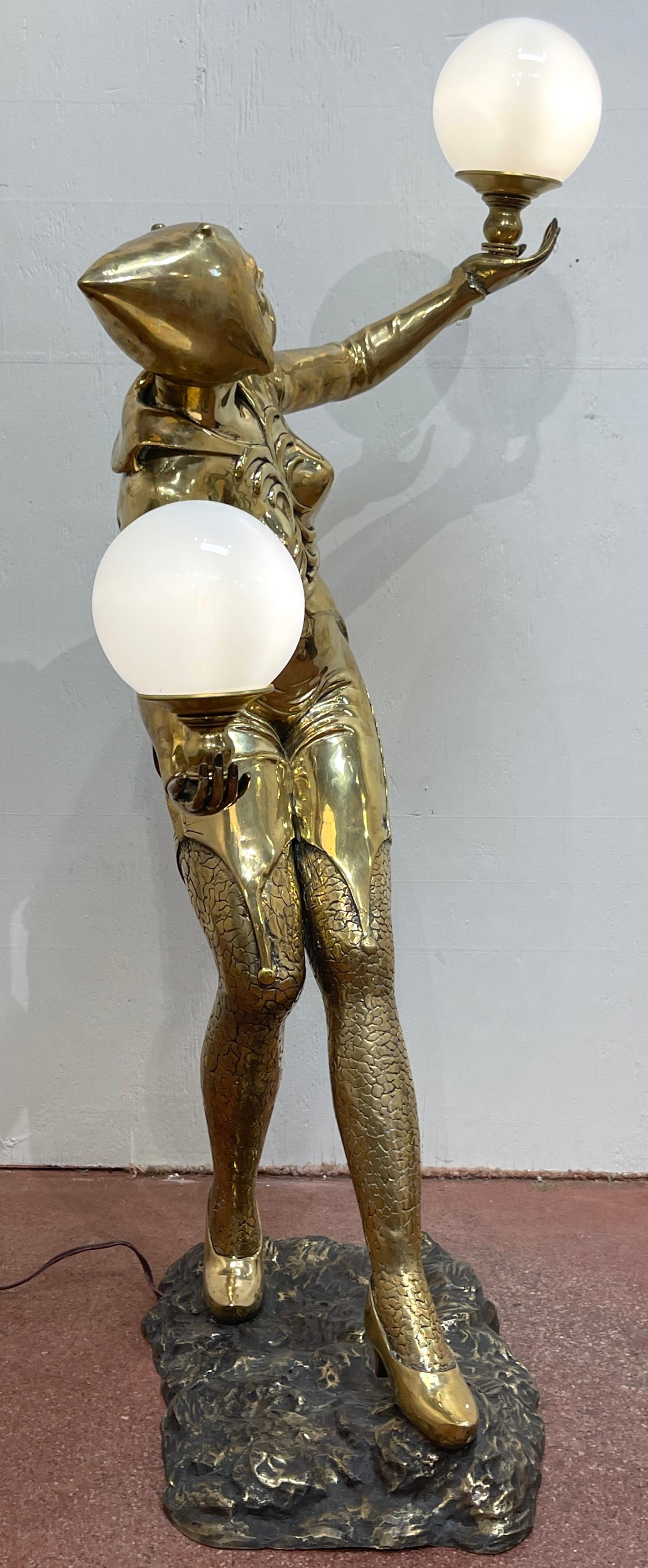 Französische Art-déco-Skulptur aus Bronze, Moulin Rouge/Flapper, Balancing Lighted Balls, Skulptur, Französisch im Angebot 4