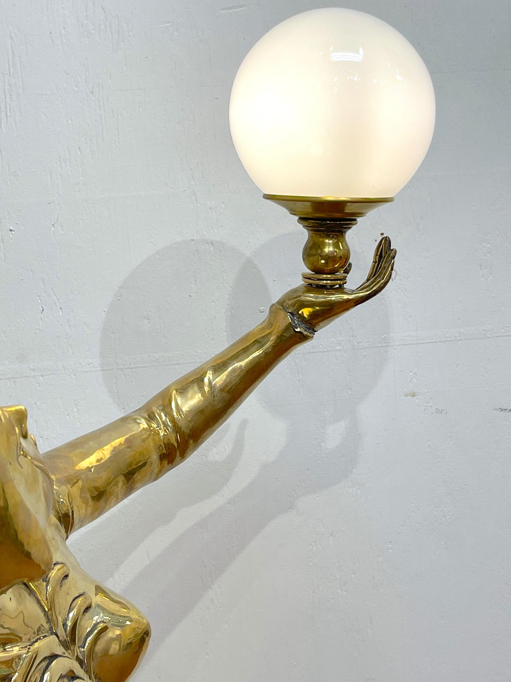 Französische Art-déco-Skulptur aus Bronze, Moulin Rouge/Flapper, Balancing Lighted Balls, Skulptur, Französisch im Angebot 5