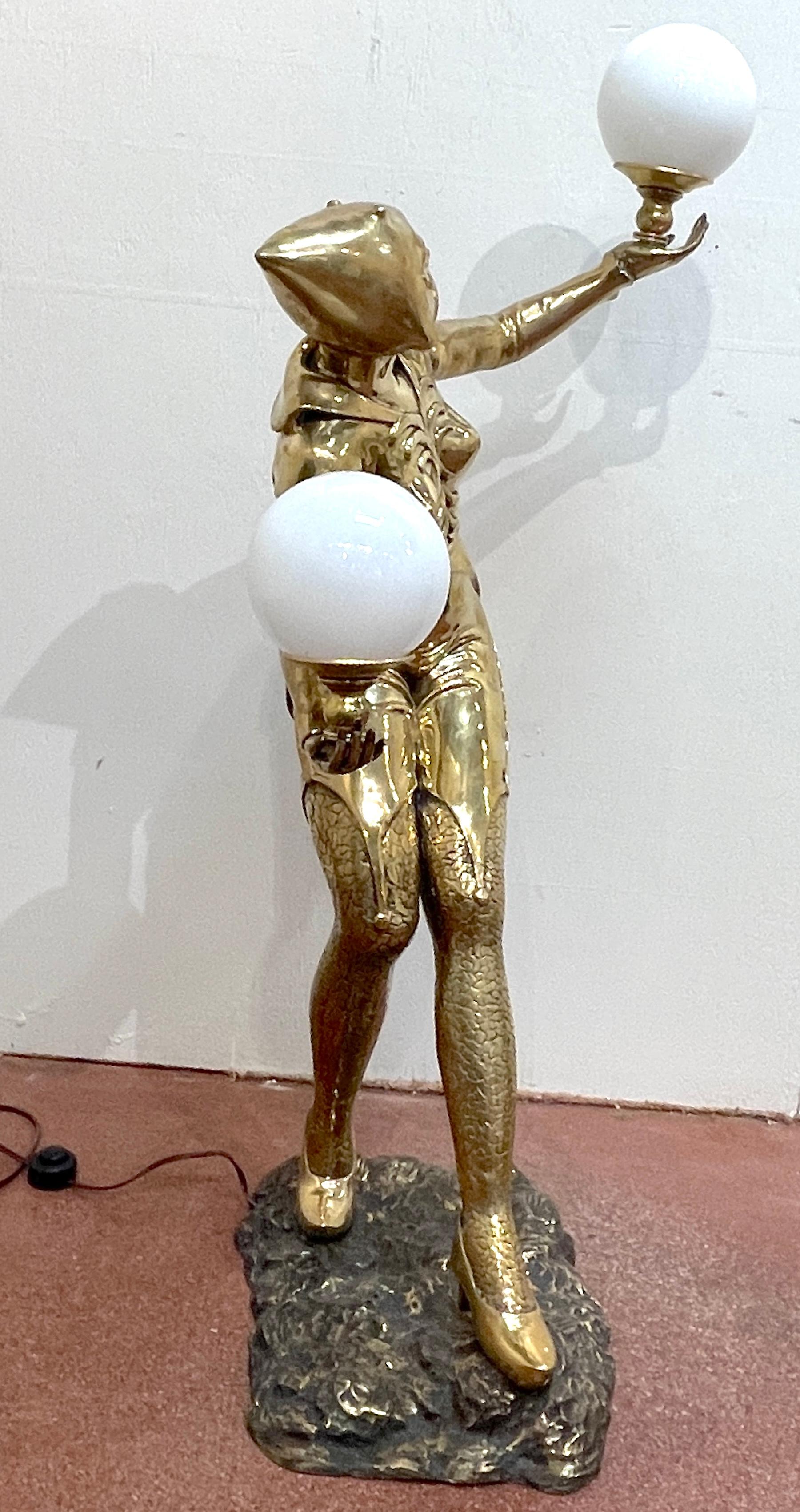 Französische Art-déco-Skulptur aus Bronze, Moulin Rouge/Flapper, Balancing Lighted Balls, Skulptur, Französisch (Patiniert) im Angebot