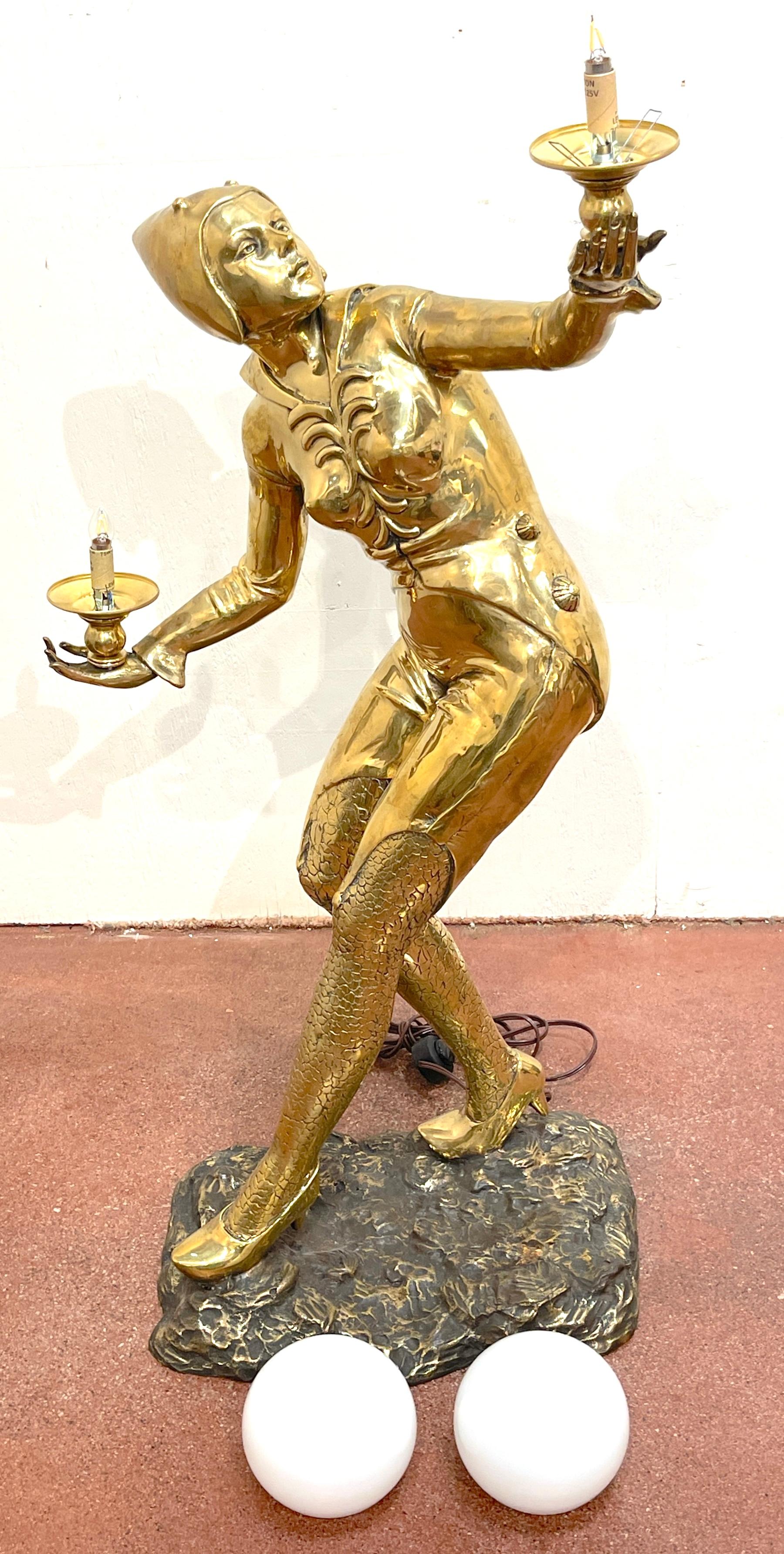 Französische Art-déco-Skulptur aus Bronze, Moulin Rouge/Flapper, Balancing Lighted Balls, Skulptur, Französisch (20. Jahrhundert) im Angebot