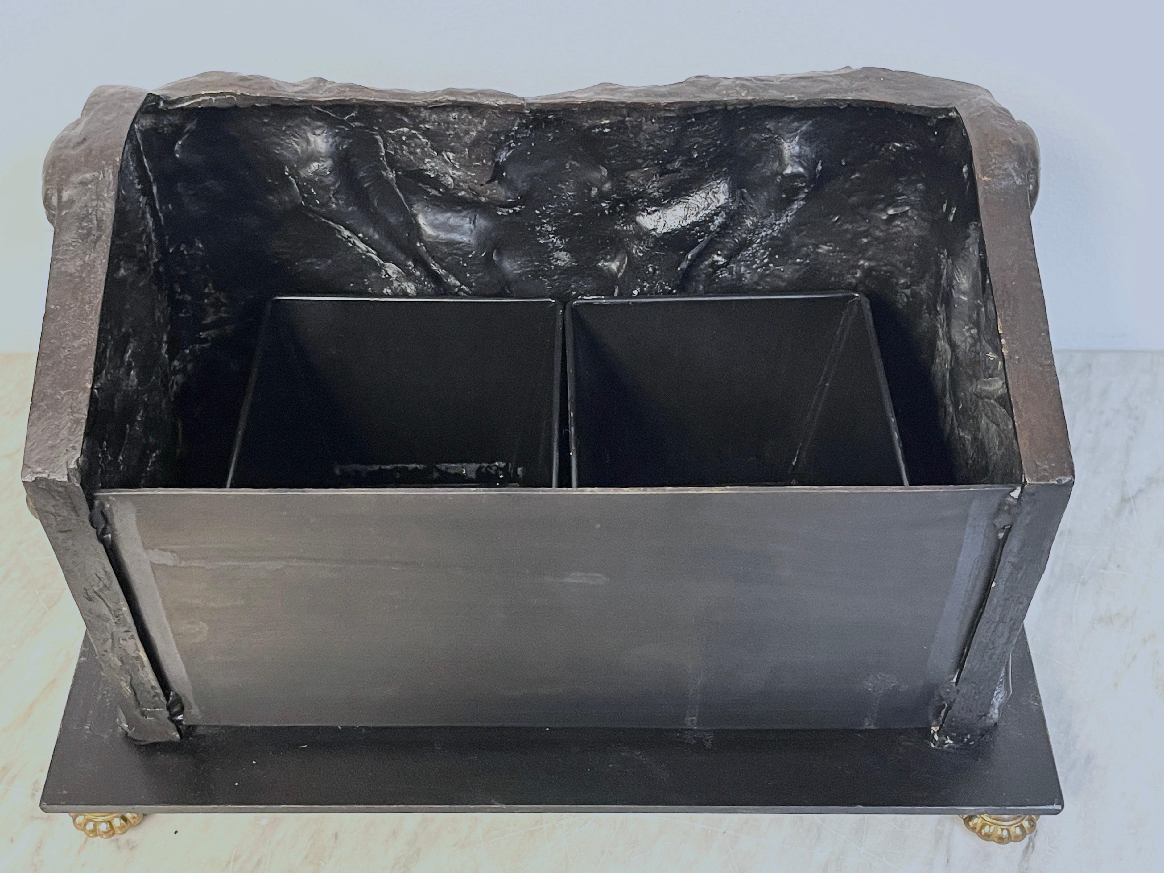 French Art Deco Bronze Neo-Greek Jardiniere/ Planter In Good Condition For Sale In West Palm Beach, FL