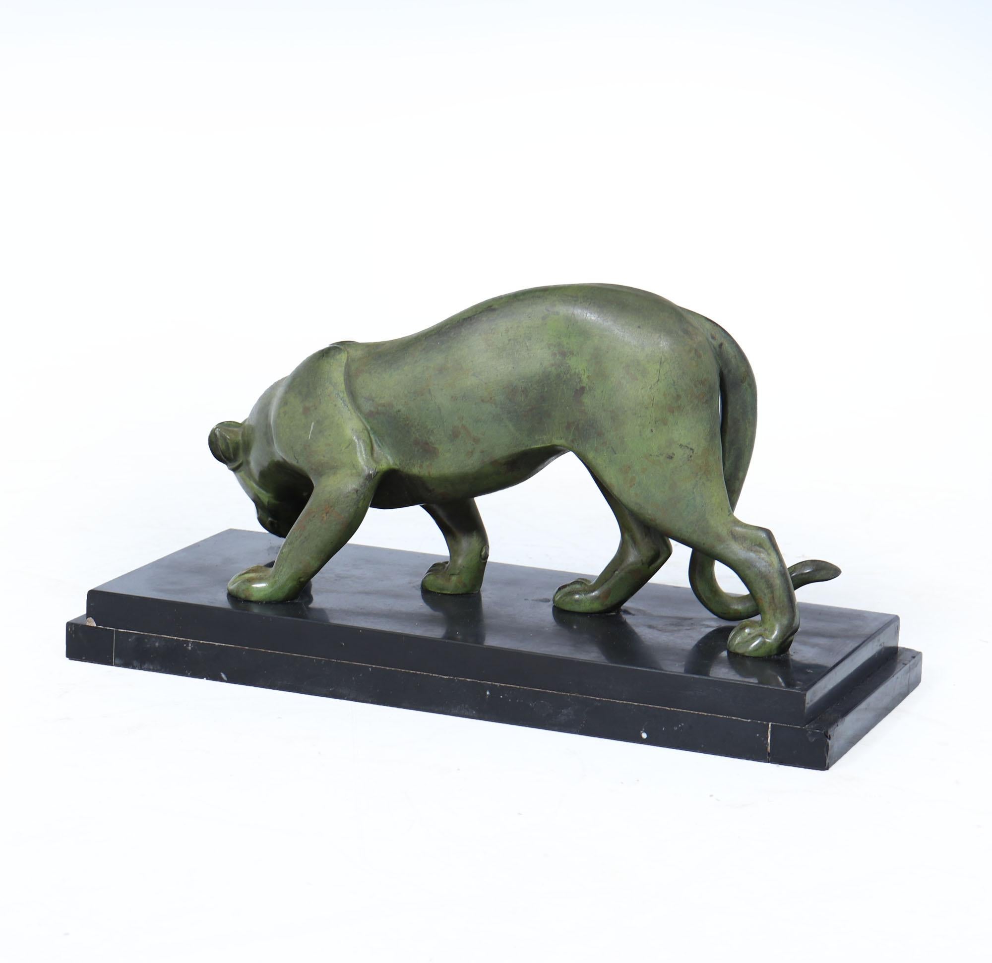 Inizio XX secolo French Art Deco Bronze Panther by Irénée Rochard, c.1920s in vendita