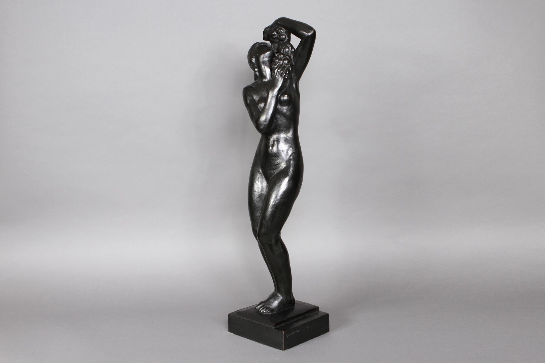Sculpture in bronze black patina by Gilbert Privat. The sculpture is engraved Alexis RUDIER founder and was realized in a number of 12 copies and this one is numbered 3/12

The Model is 