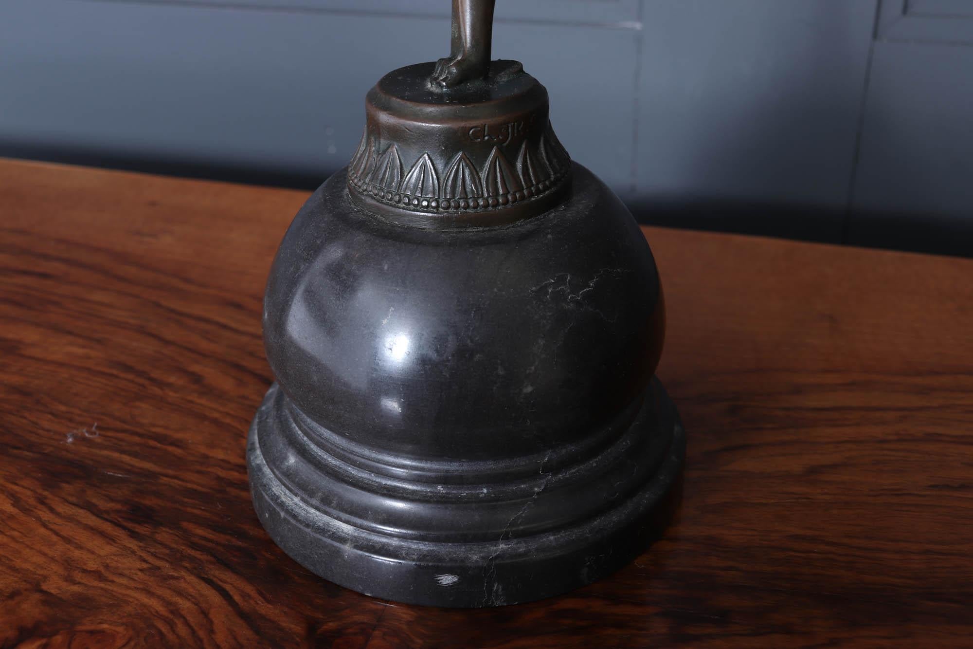 Französische Art-Déco-Bronze-Skulptur des Gauklers 7
