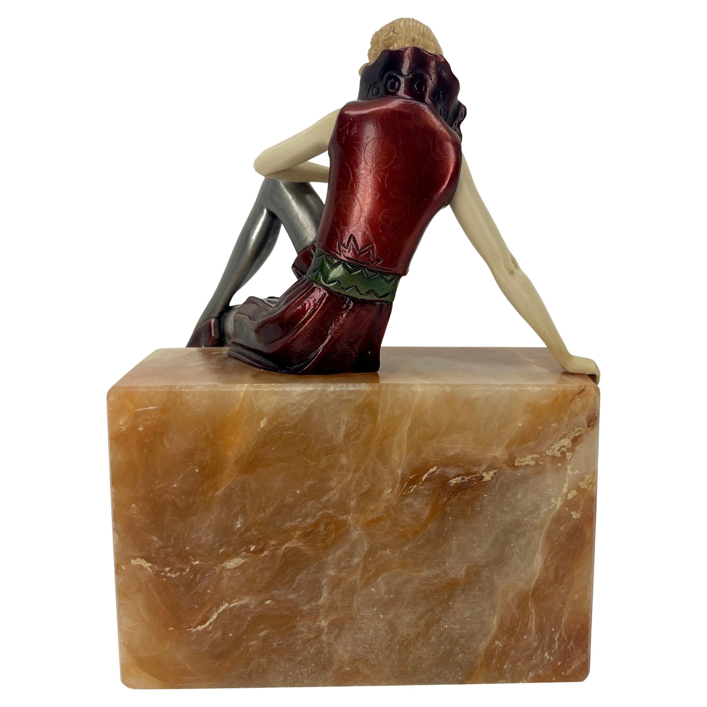 French Art Deco Bronze Sculpture on Rectangular Agate Base, Circa 1925 1